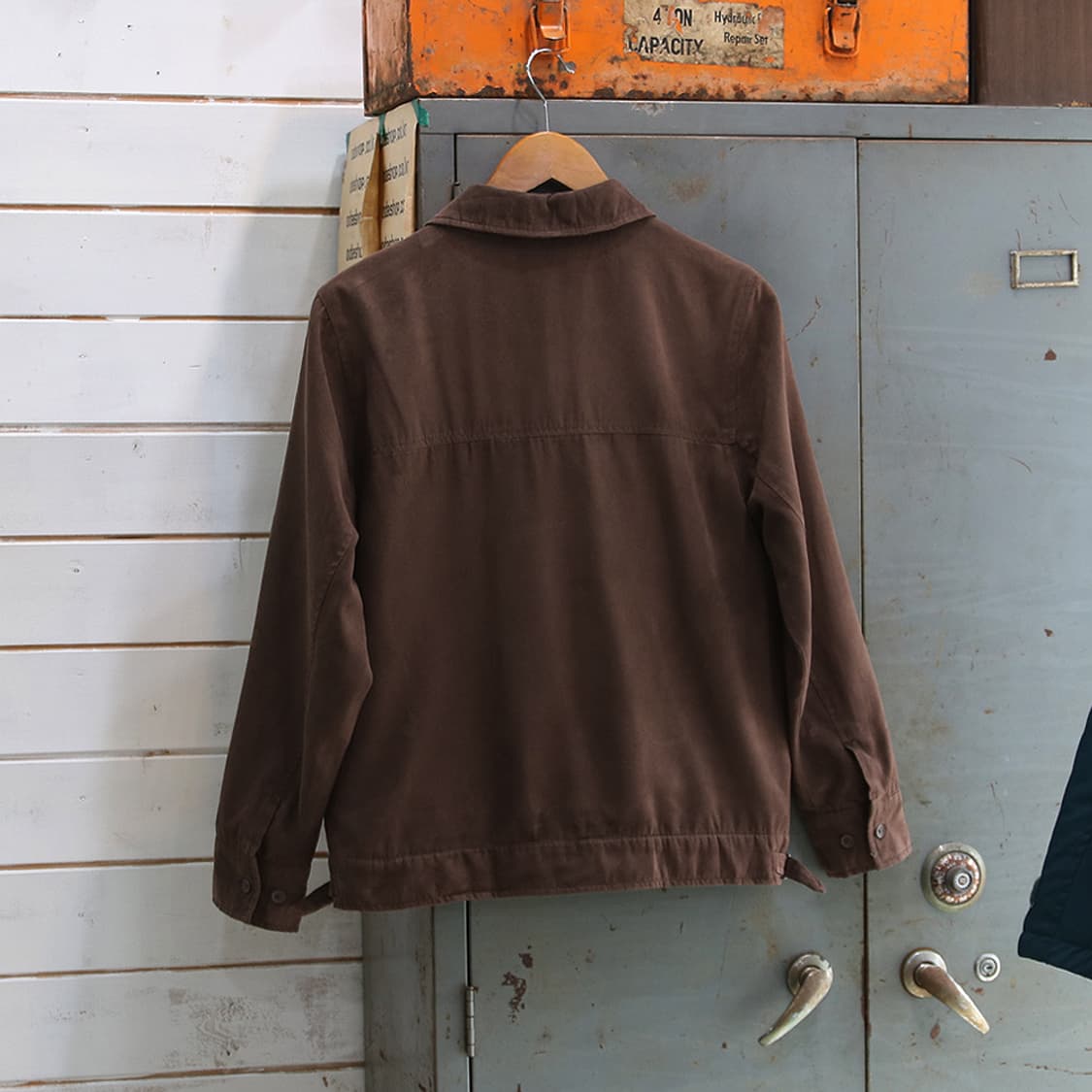 MICHIKO LONDON 스웨이드 자켓 (여성용 M) 상품이미지3