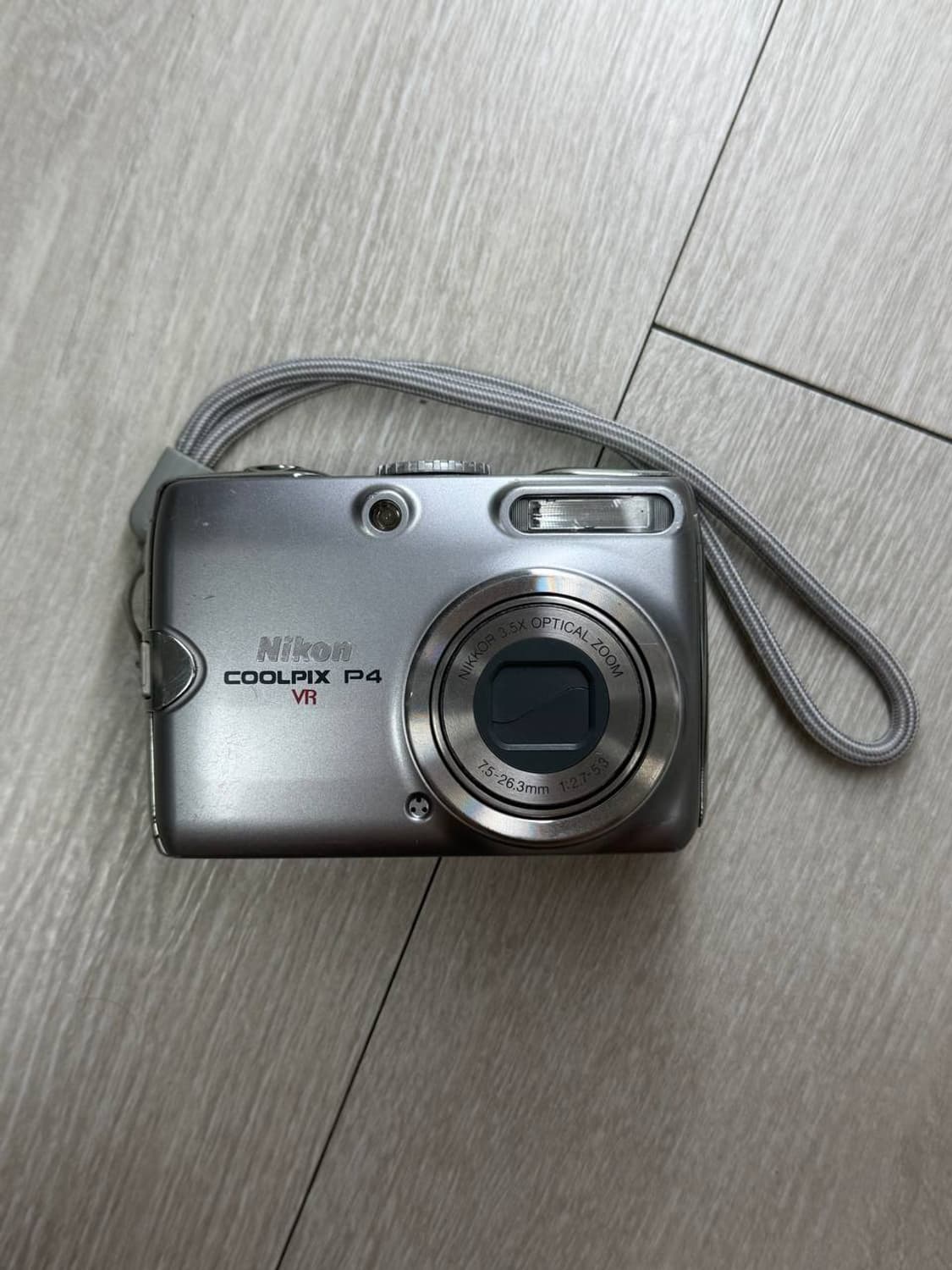 니콘 쿨픽스 P4 디카
(Nikon COOLPIX P4) 상품이미지2