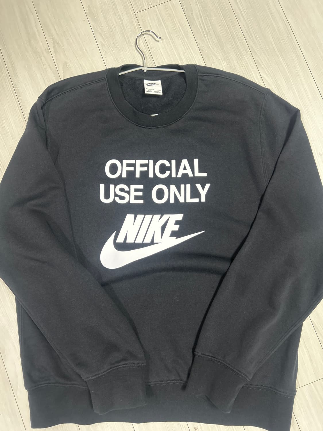 나이키 맨투맨 상품이미지1