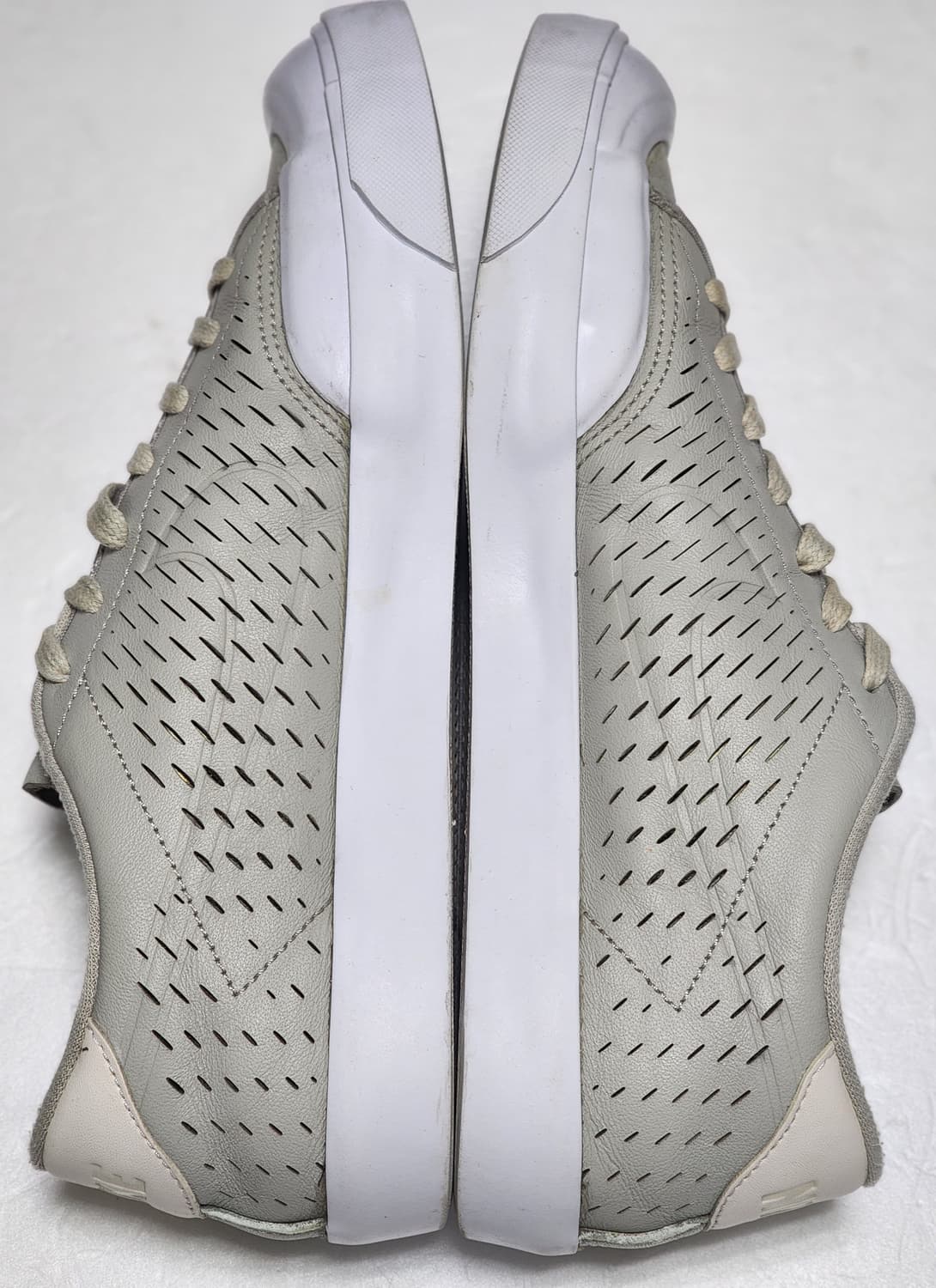 나이키 스니커즈 회색 260mm 상품이미지3