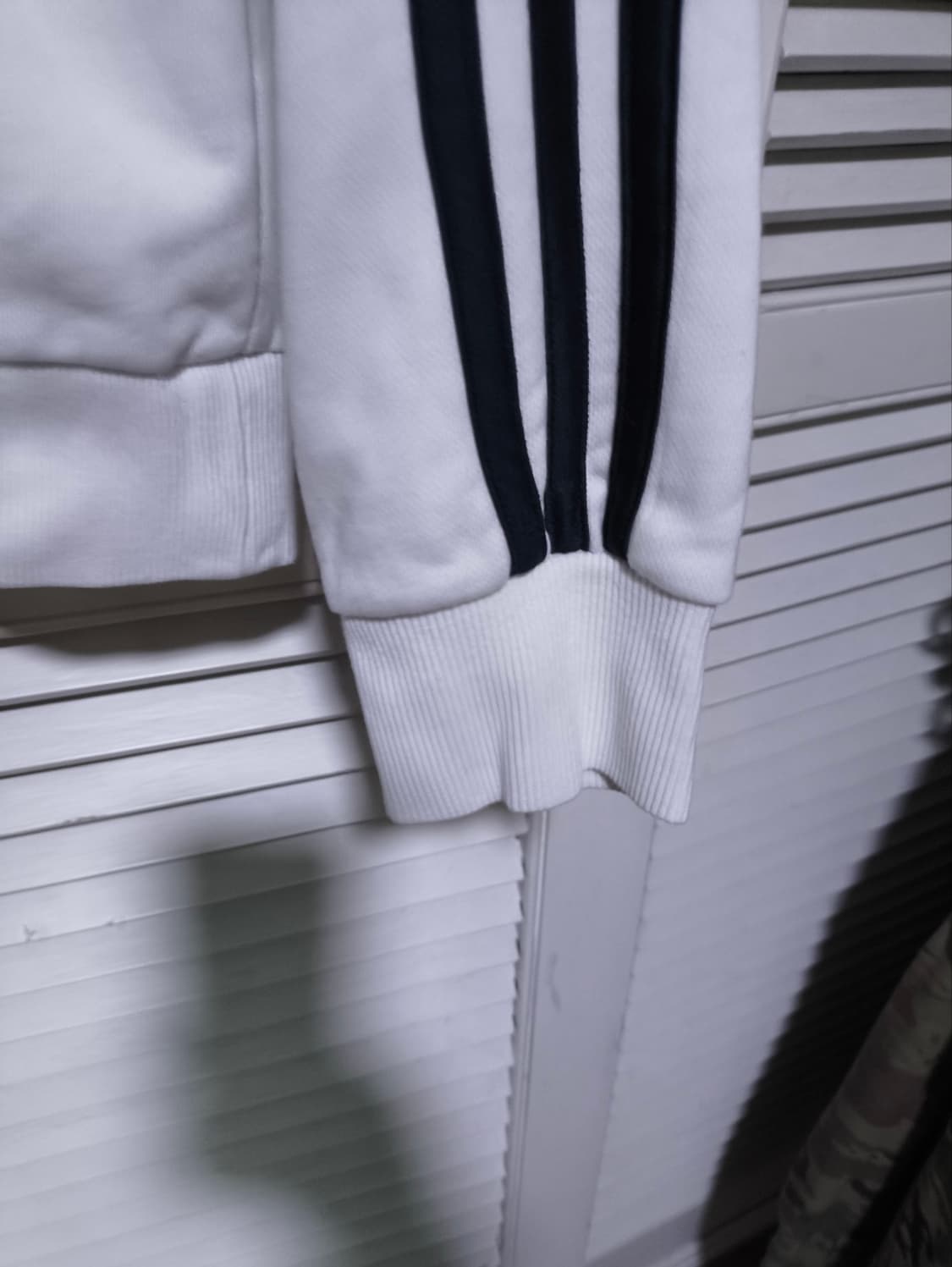 100 아디다스 x 심슨 후드티셔츠 상품이미지5