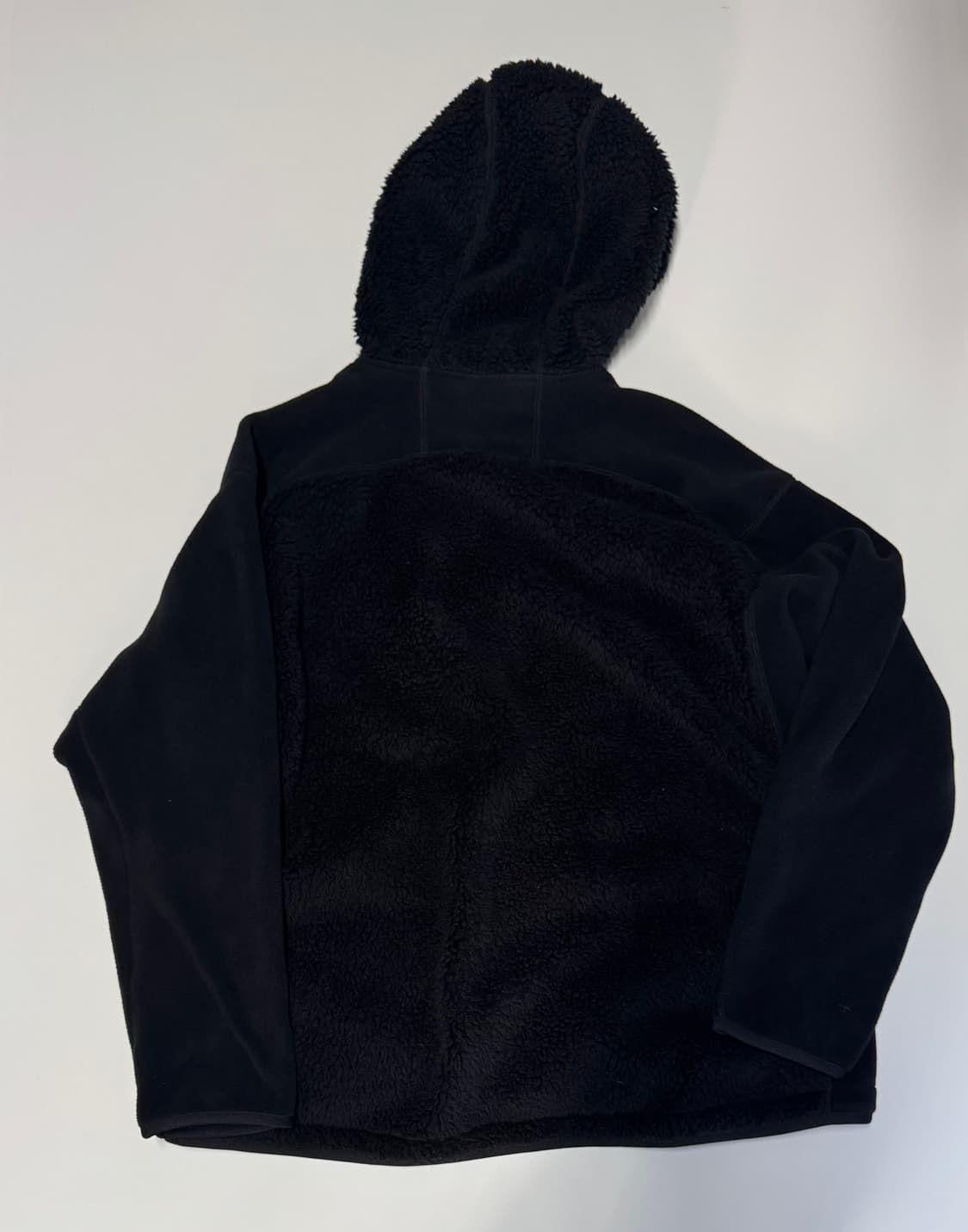 유니클로 x 화이트 마운티니어링 후드 플리스 자켓 XL 블랙 상품이미지2