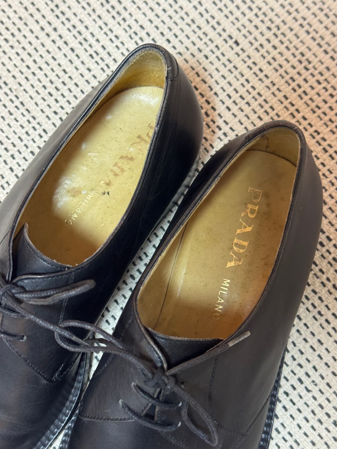 프라다 미니멀 로퍼 39 사이즈 상품이미지2