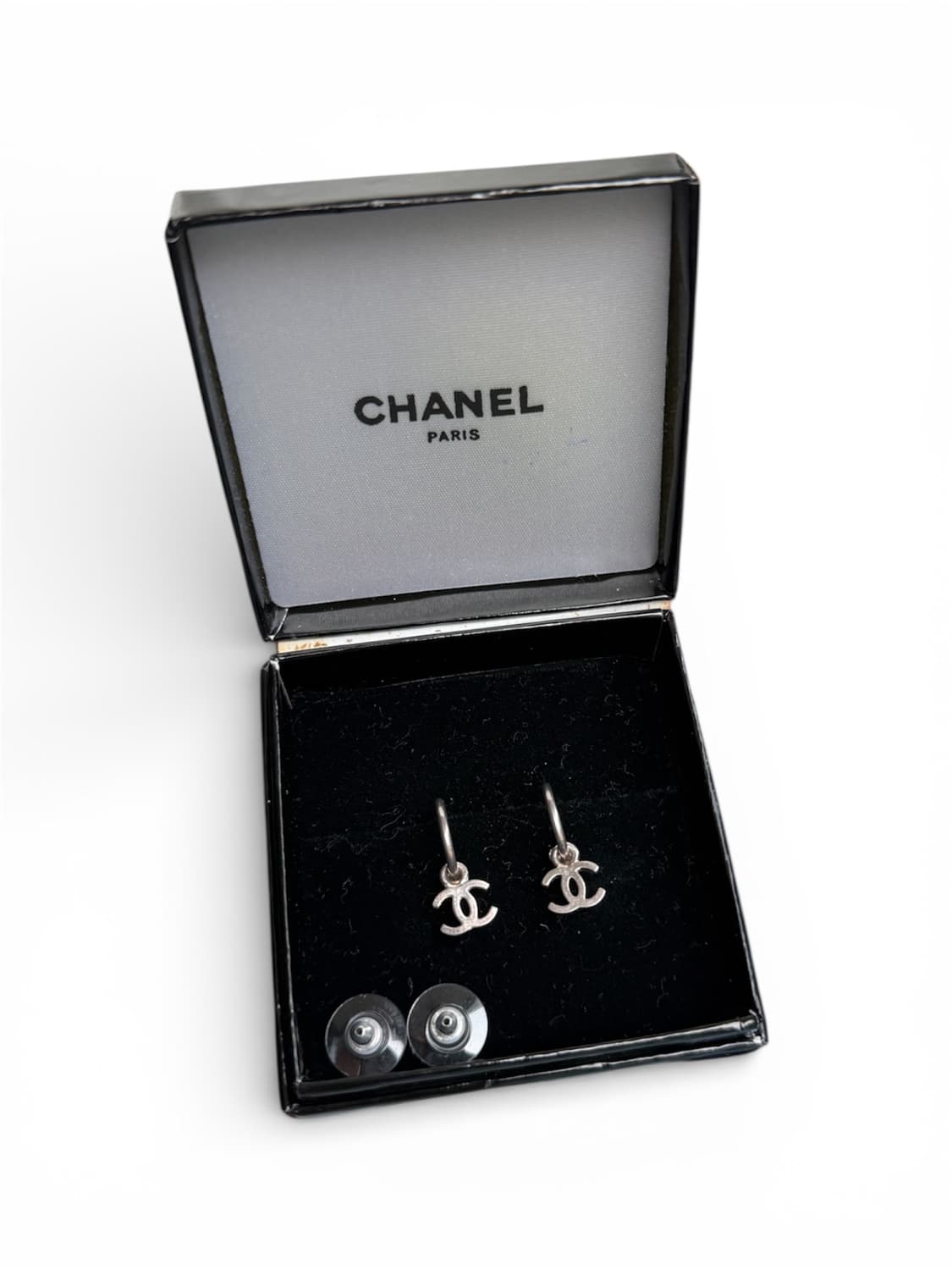 정품 샤넬 은장 로고 귀걸이 상품이미지2