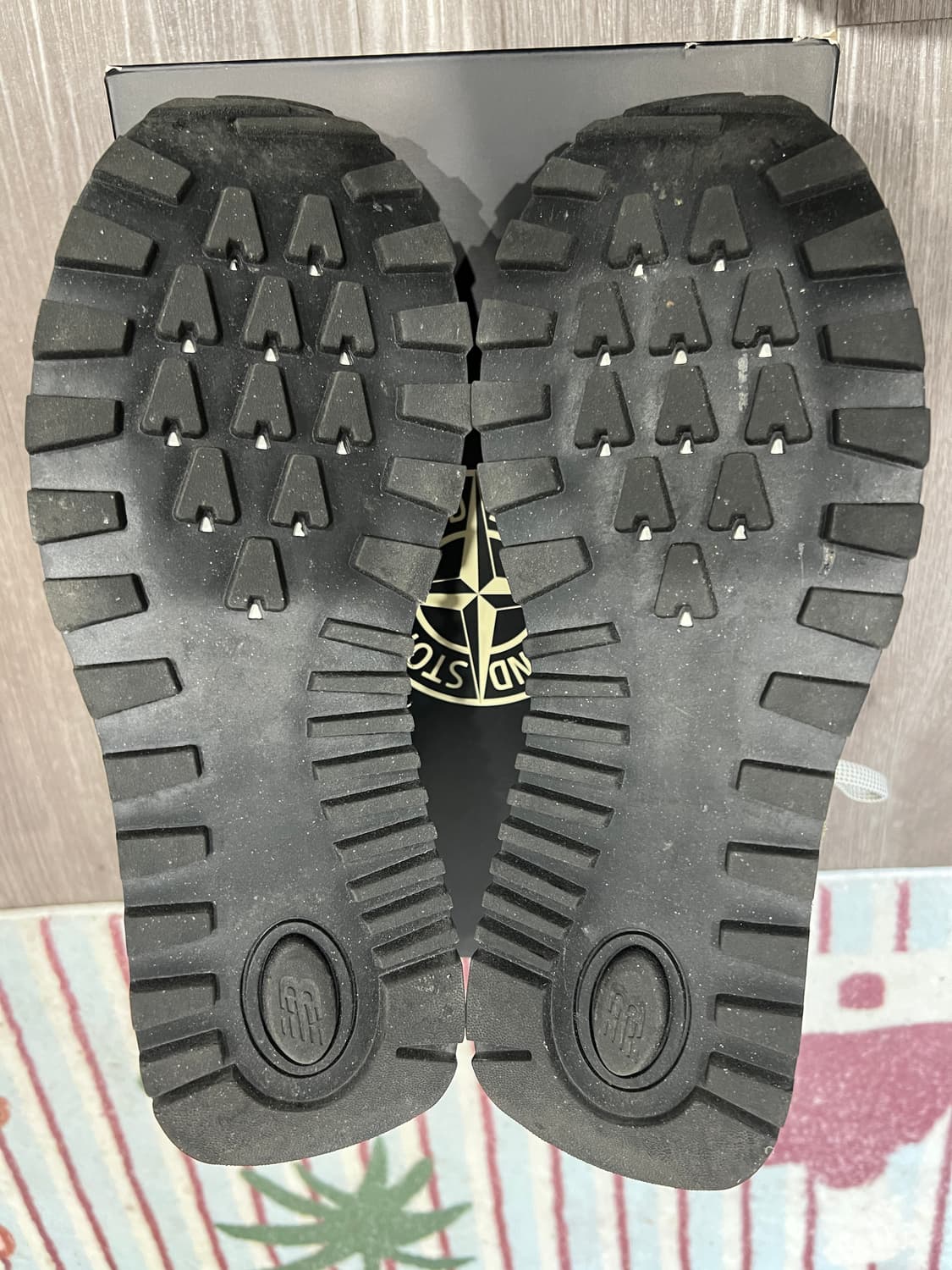 (270) 스톤아일랜드 x 뉴발란스 574 레거시 그린 상품이미지7