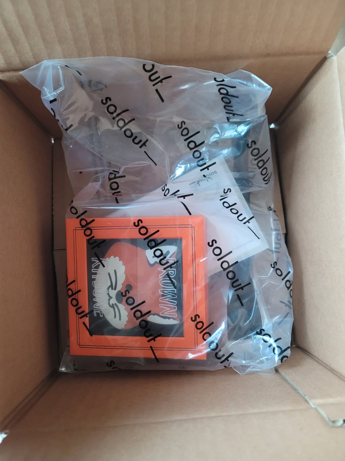 [OS]메종키츠네 x 라인프렌즈 에어팟 프로 케이스 상품이미지10