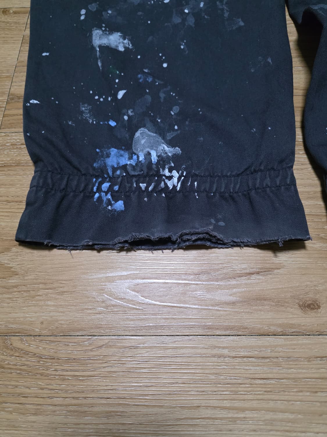 4size택포35만)24fw컬러 kolor 페인팅 와이드 팬츠 네이비 상품이미지9