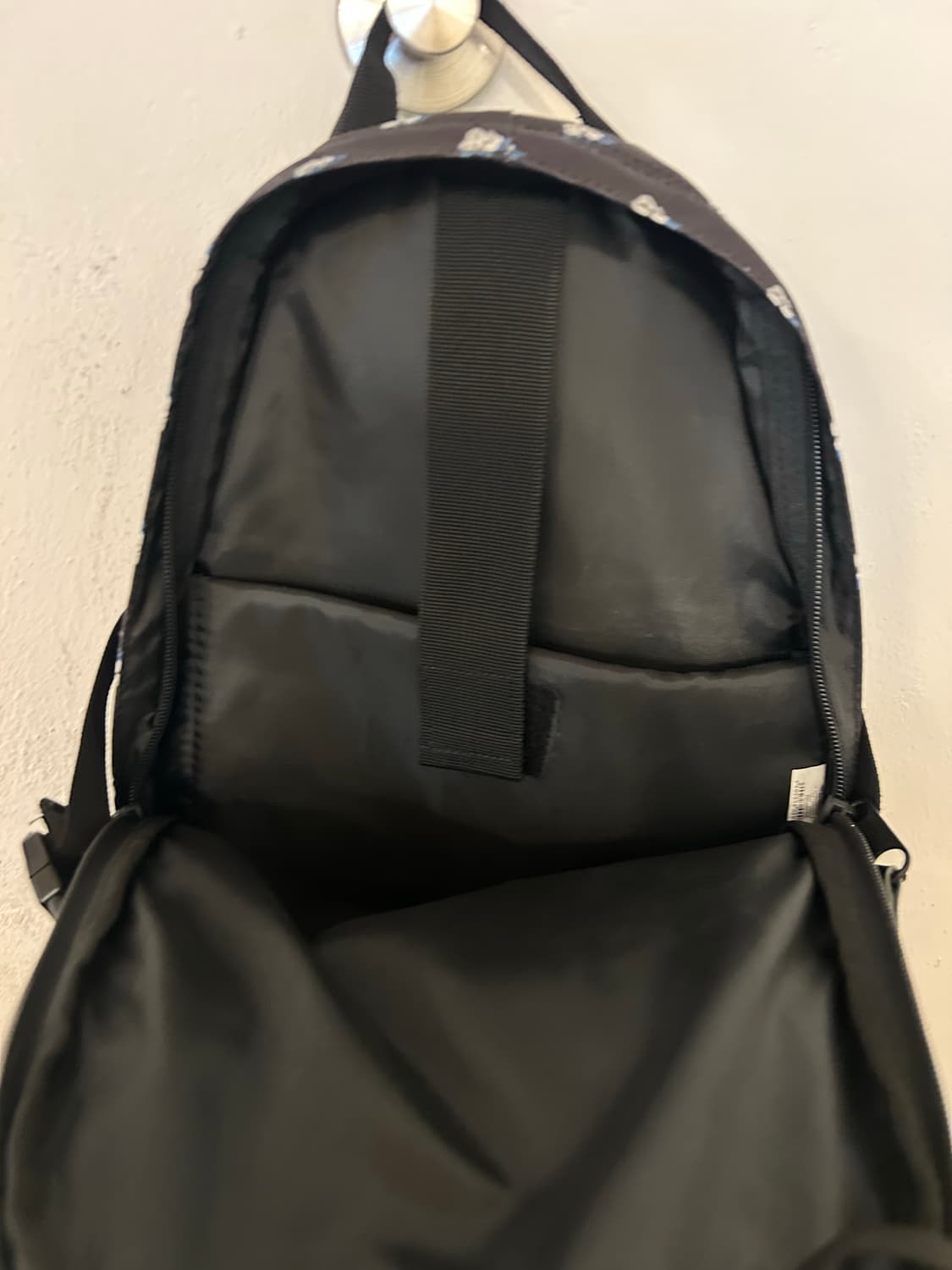 이스트팩 플로럴 백팩 상품이미지4