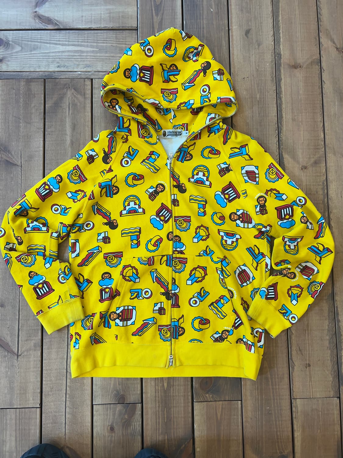 베이프 마일로 옐로우 후드집업 상품이미지6