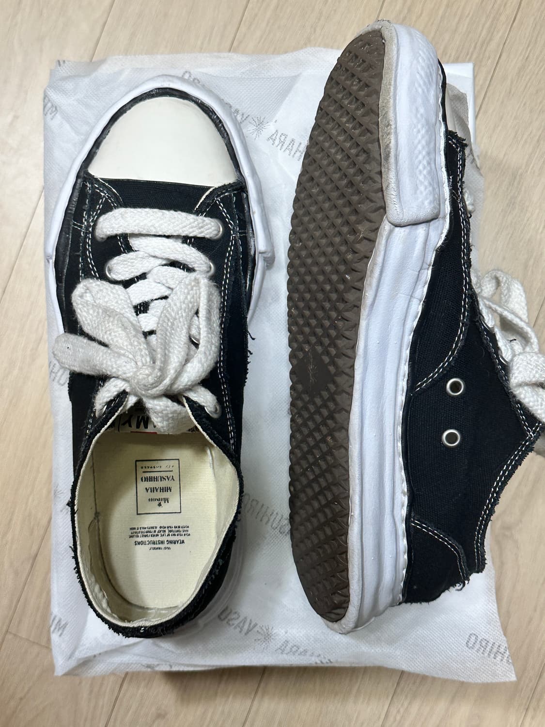 메종 미하라 야스히로 피터슨 OG 솔 캔버스 로우 스니커즈 블랙 상품이미지3