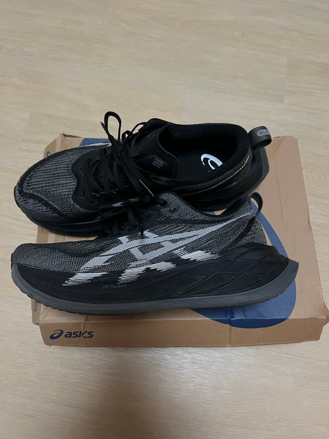 아식스 슈퍼블라스트2 상품이미지2