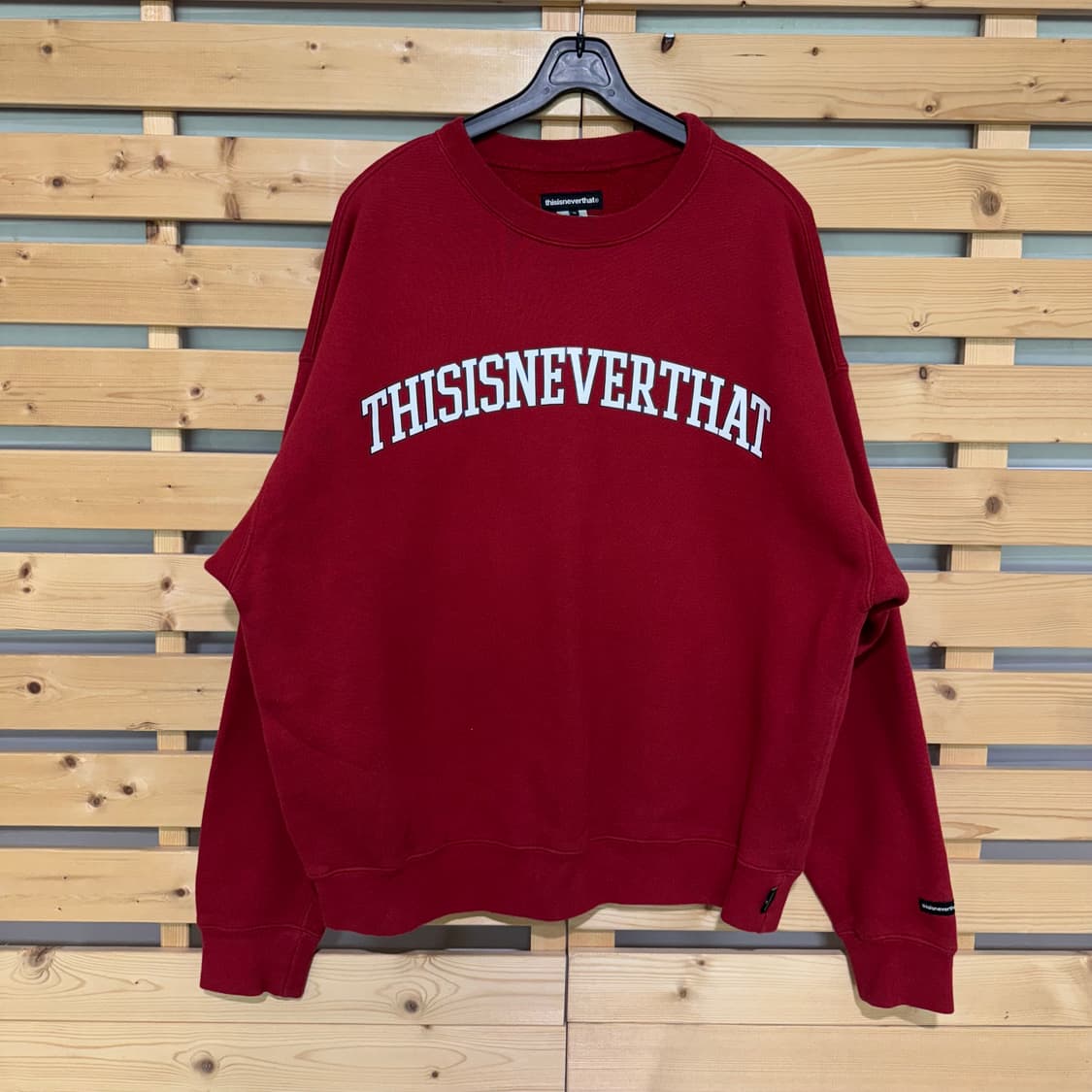 디스이즈네버댓 맨투맨 상품이미지1