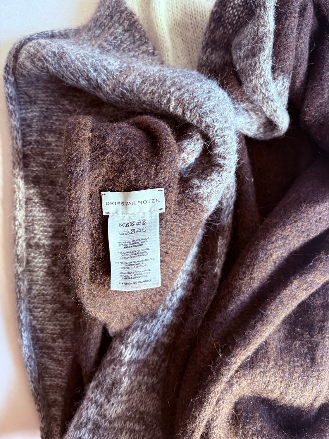 드리스반노튼 23fw 알파카 머플러 상품이미지3