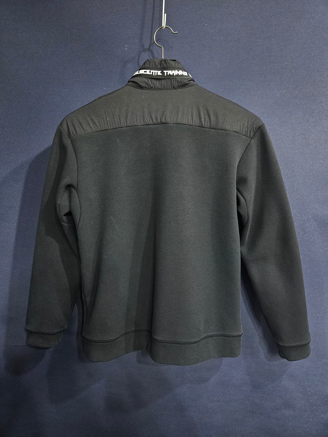 데상트 블랙컬러 남성 세미오버핏 95 후드 집업자켓  상품이미지2