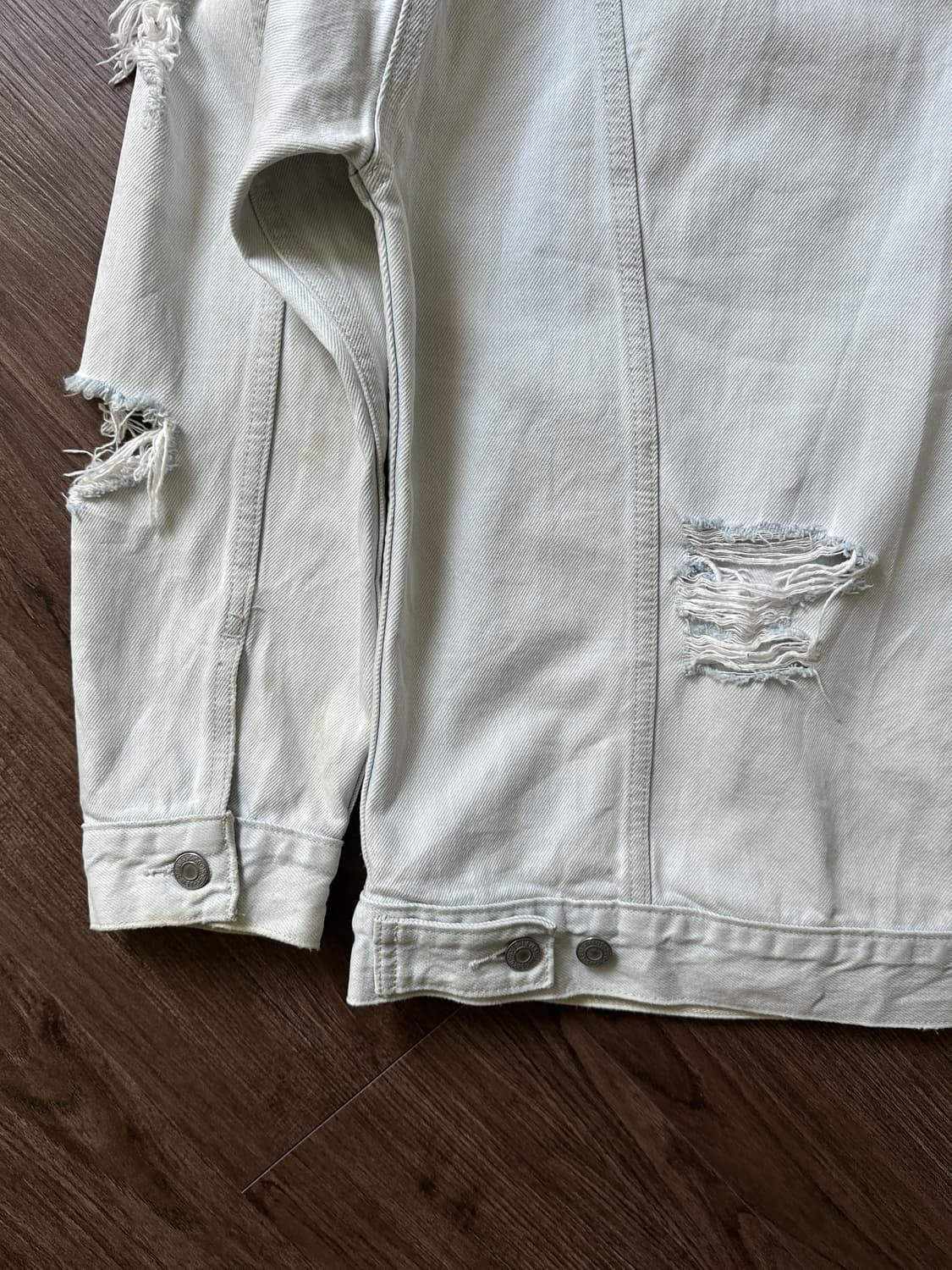 Levi's 디스트레스 퓨어 화이트 트러커 자켓 상품이미지9