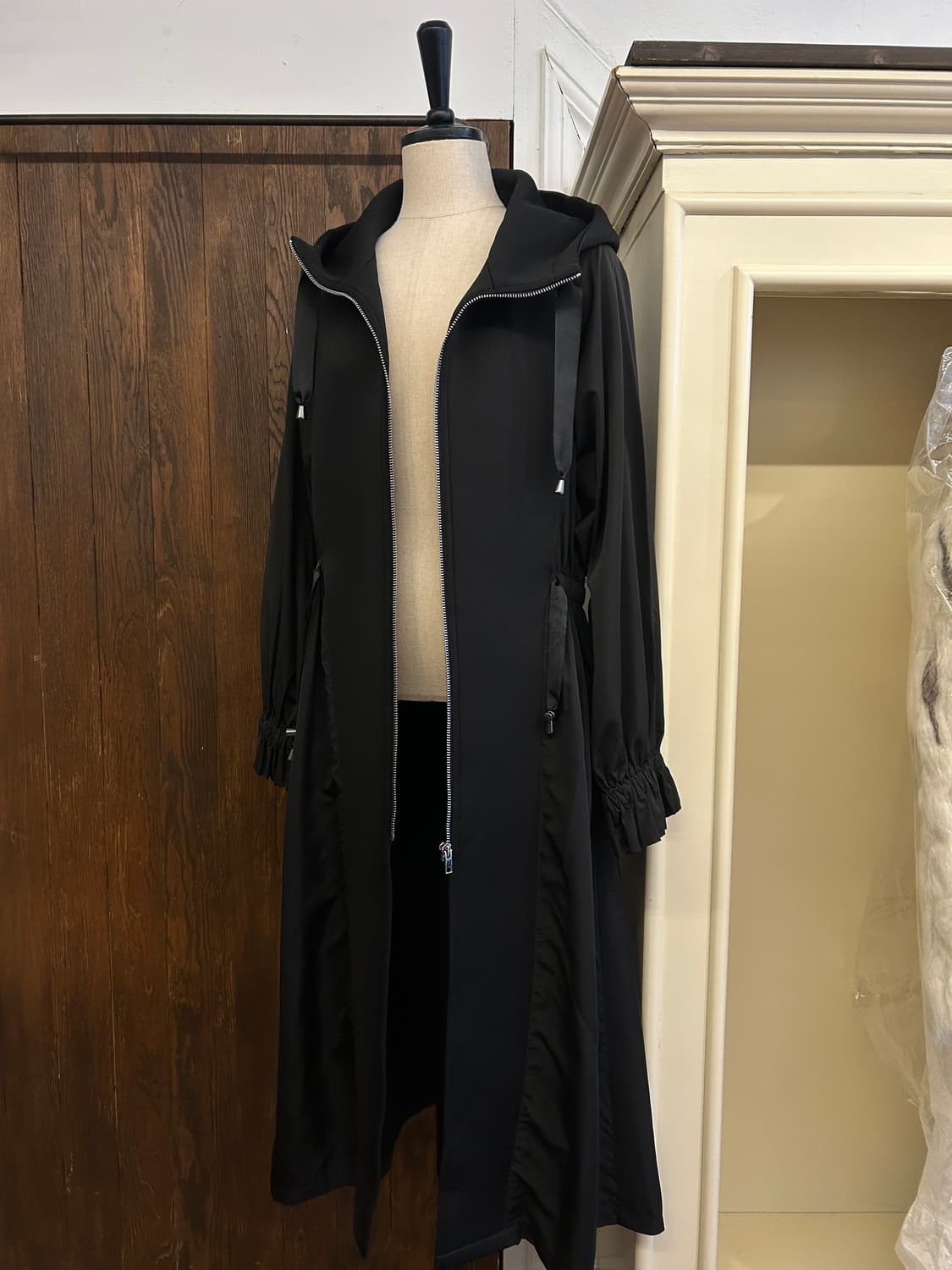 스피치오 정품 블랙 후드코트 상품이미지2