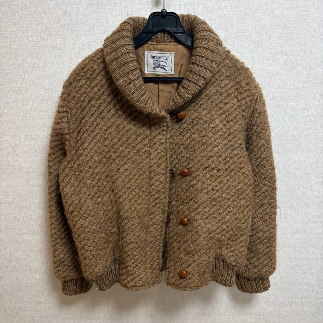 버버리 90s 부클 자켓 상품이미지1