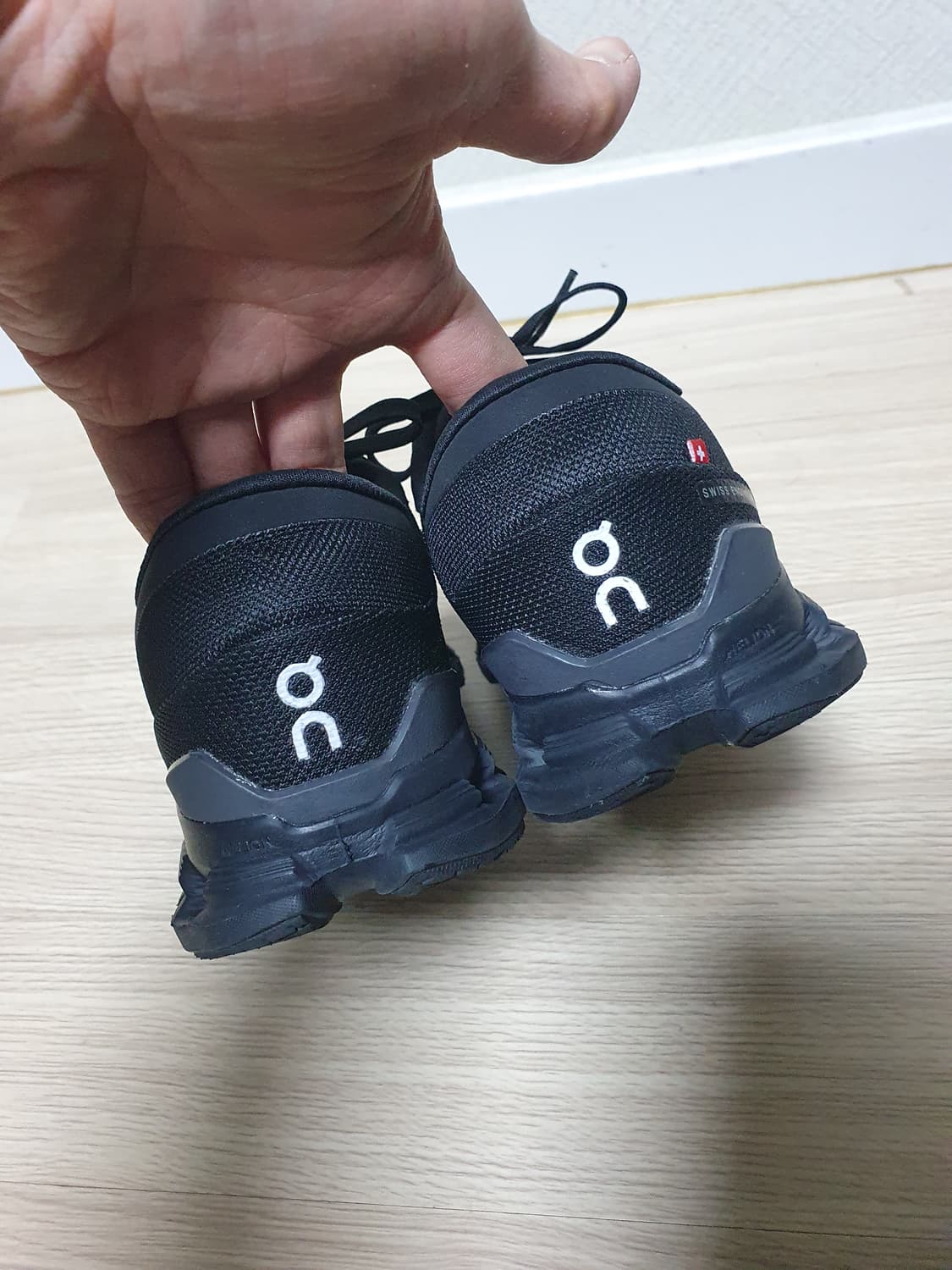 온러닝 클라우드 X 4 운동화 285 상품이미지6