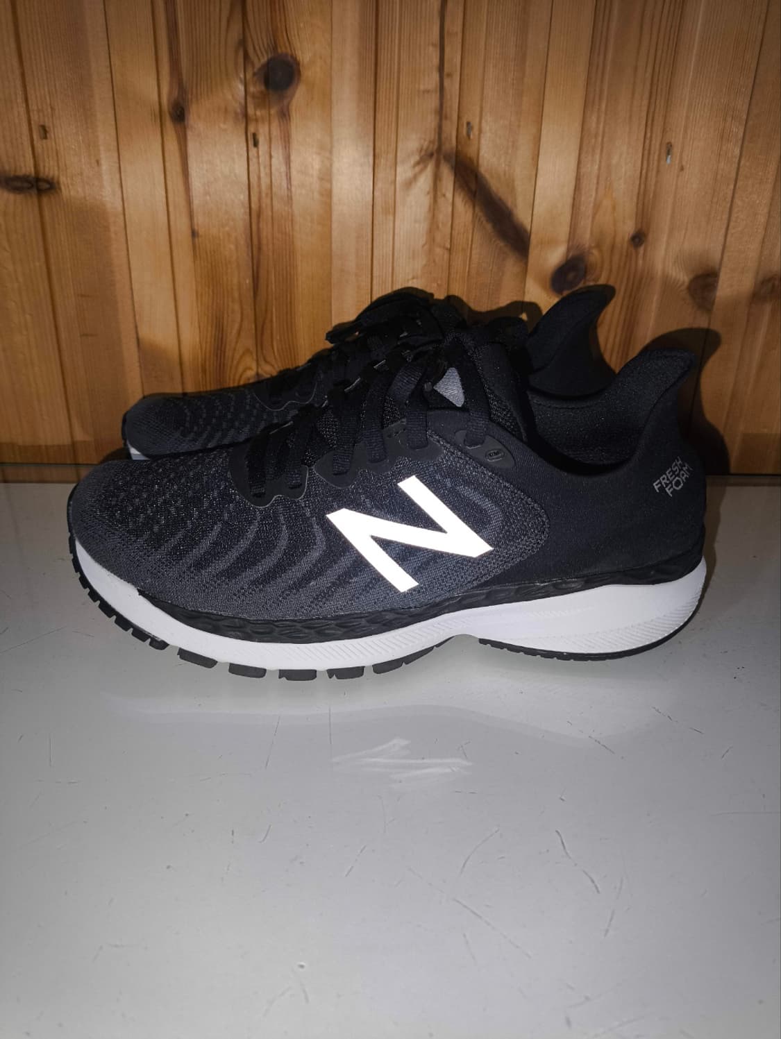 235mm 뉴발란스 860 프레쉬폼 러닝화 상품이미지1