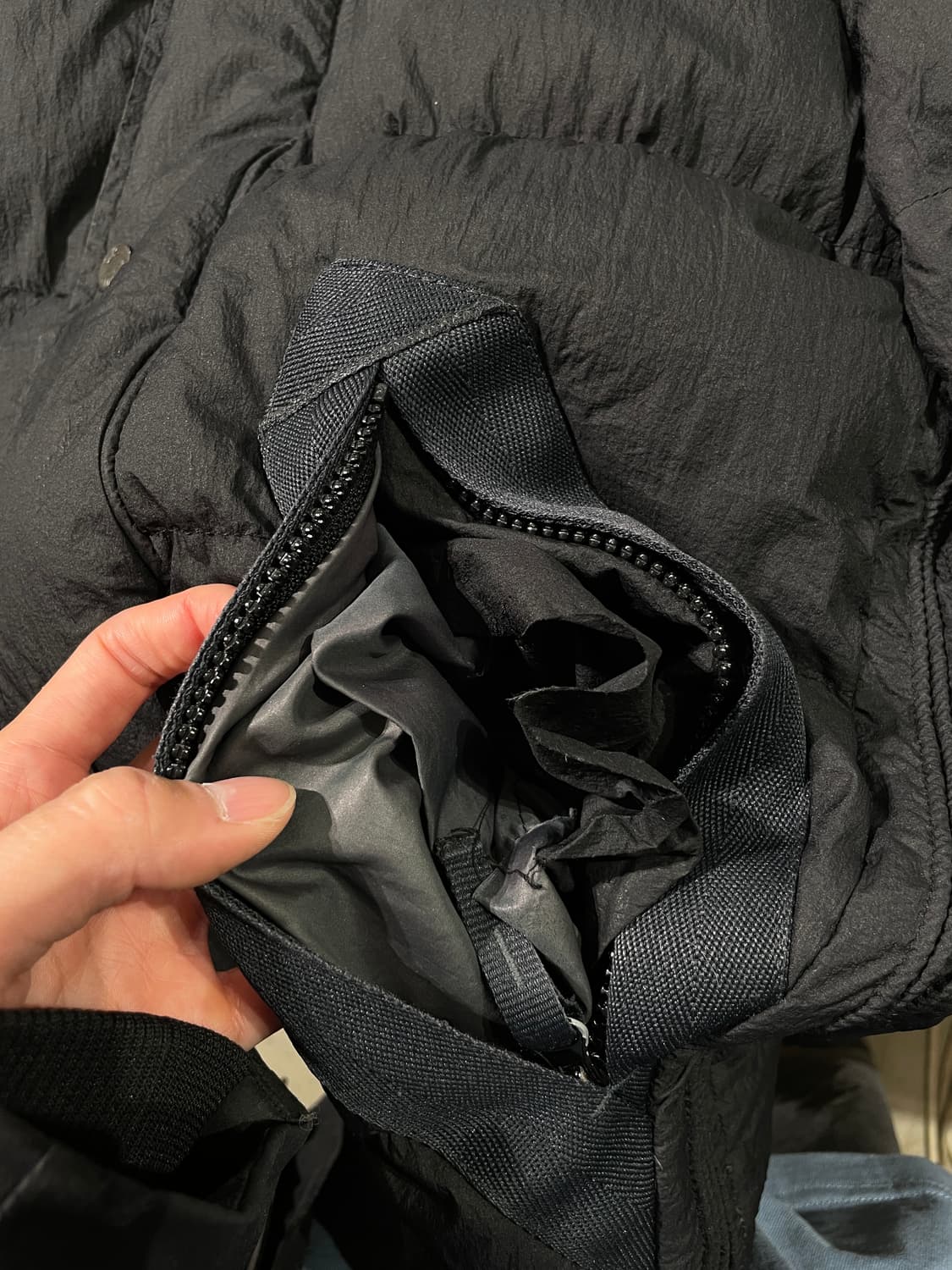 씨피컴퍼니 블랙 고글 다운 자켓 상품이미지10