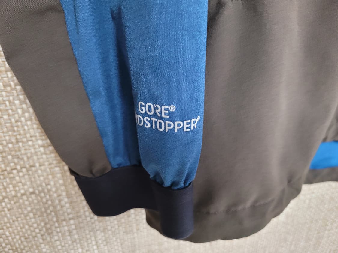 105사이즈 언더아머 바람막이 아노락 자켓 상품이미지3