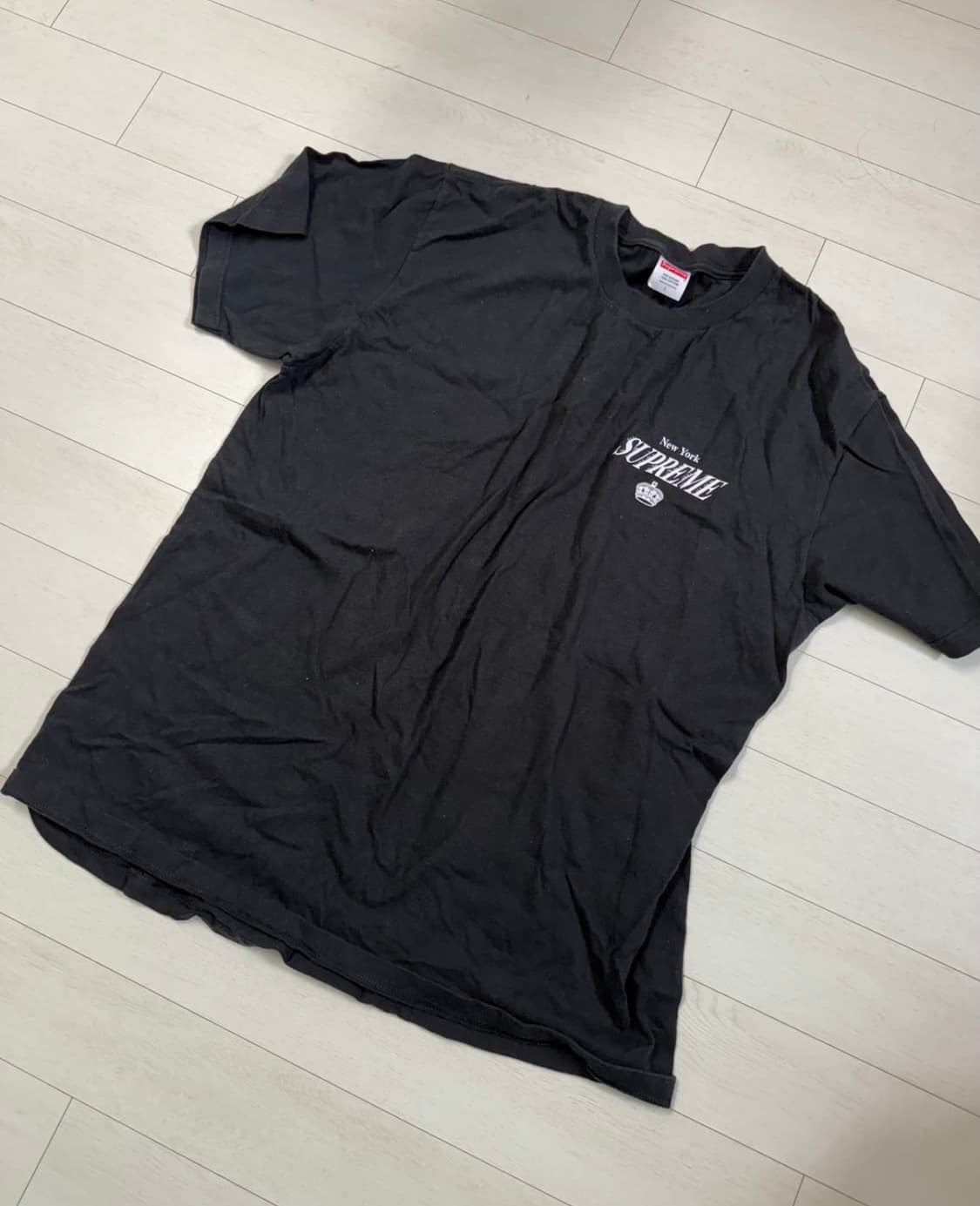 CP컴퍼니 DD 쉘 패딩 조끼 과 슈프림 티서츠 상품이미지8