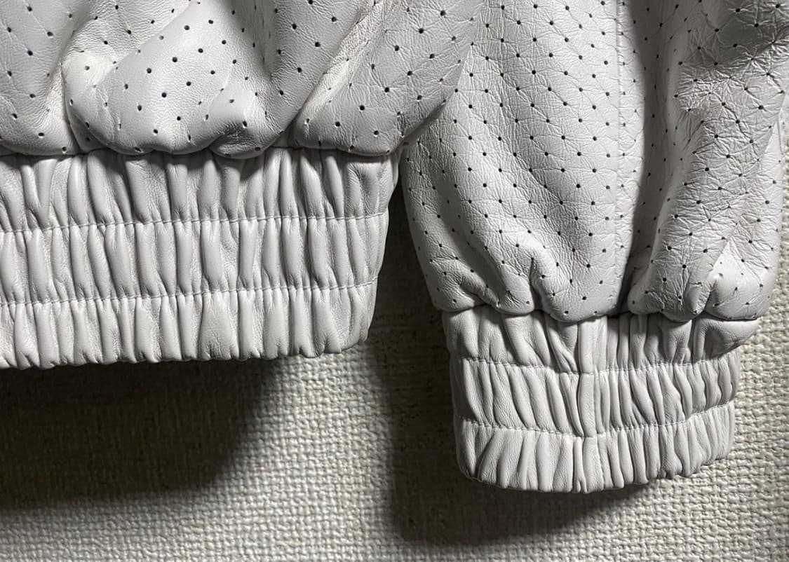 [박보검님 착용] 셀린느 22ss 리미티드 스터드 로고 레더 자켓 상품이미지7