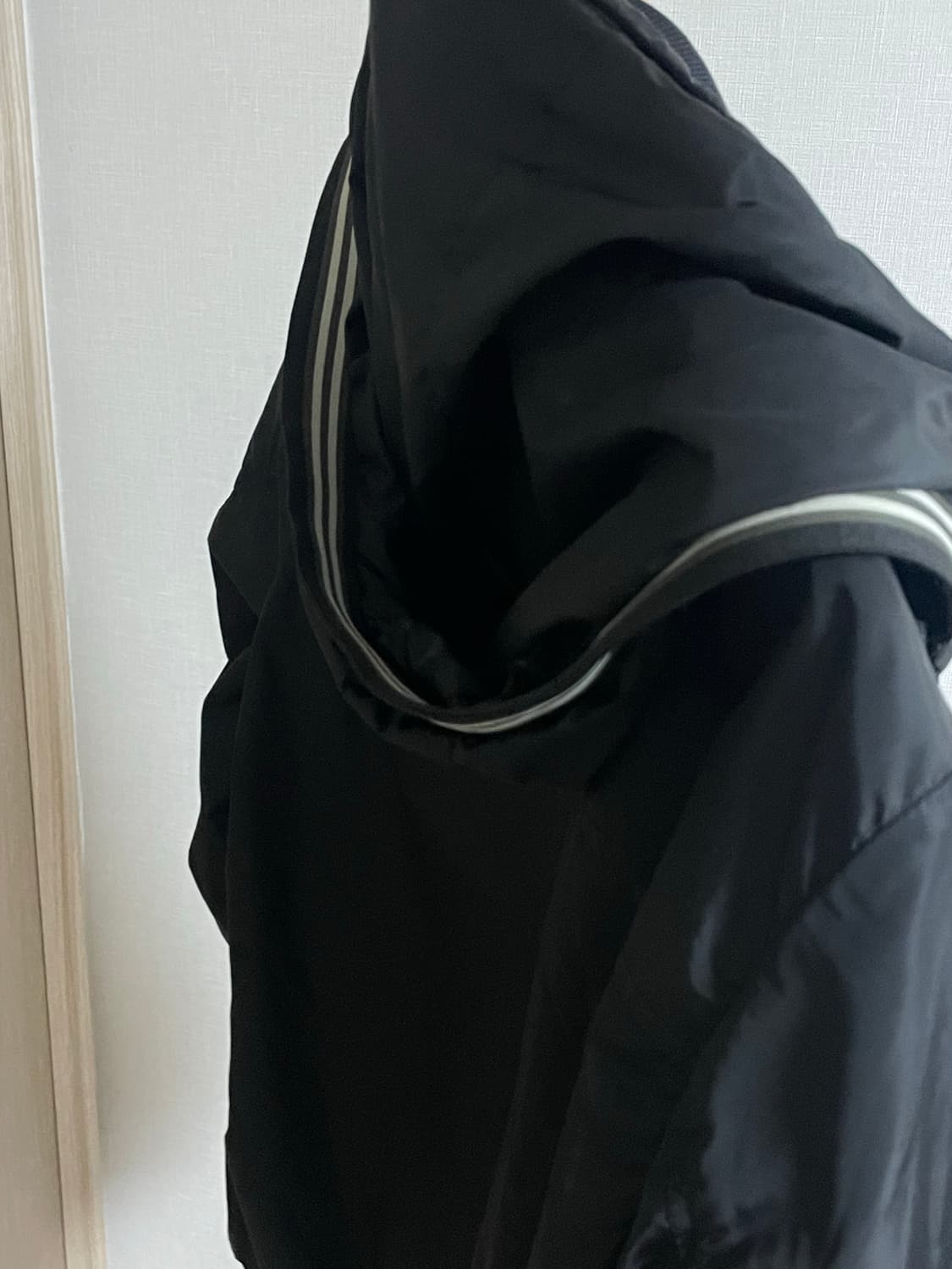 몽클레어 24ss 후드 바람막이 자켓 블랙 상품이미지5