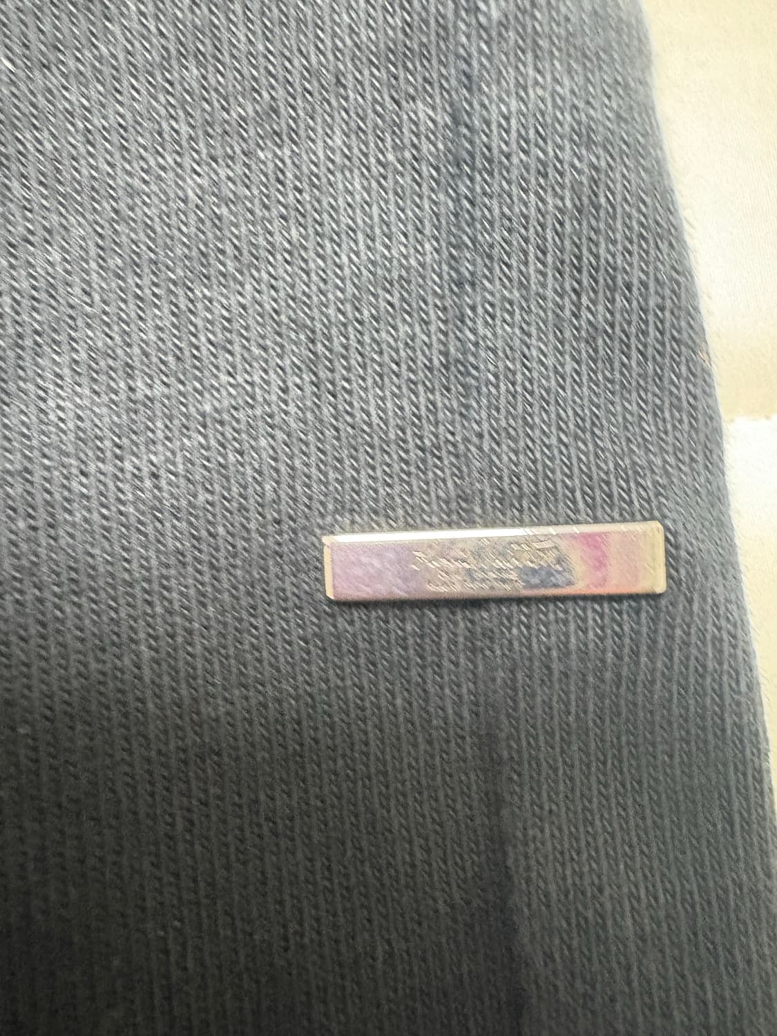 루이비통 스테이플 에디션 블랙 티셔츠 새상품급 상품이미지4