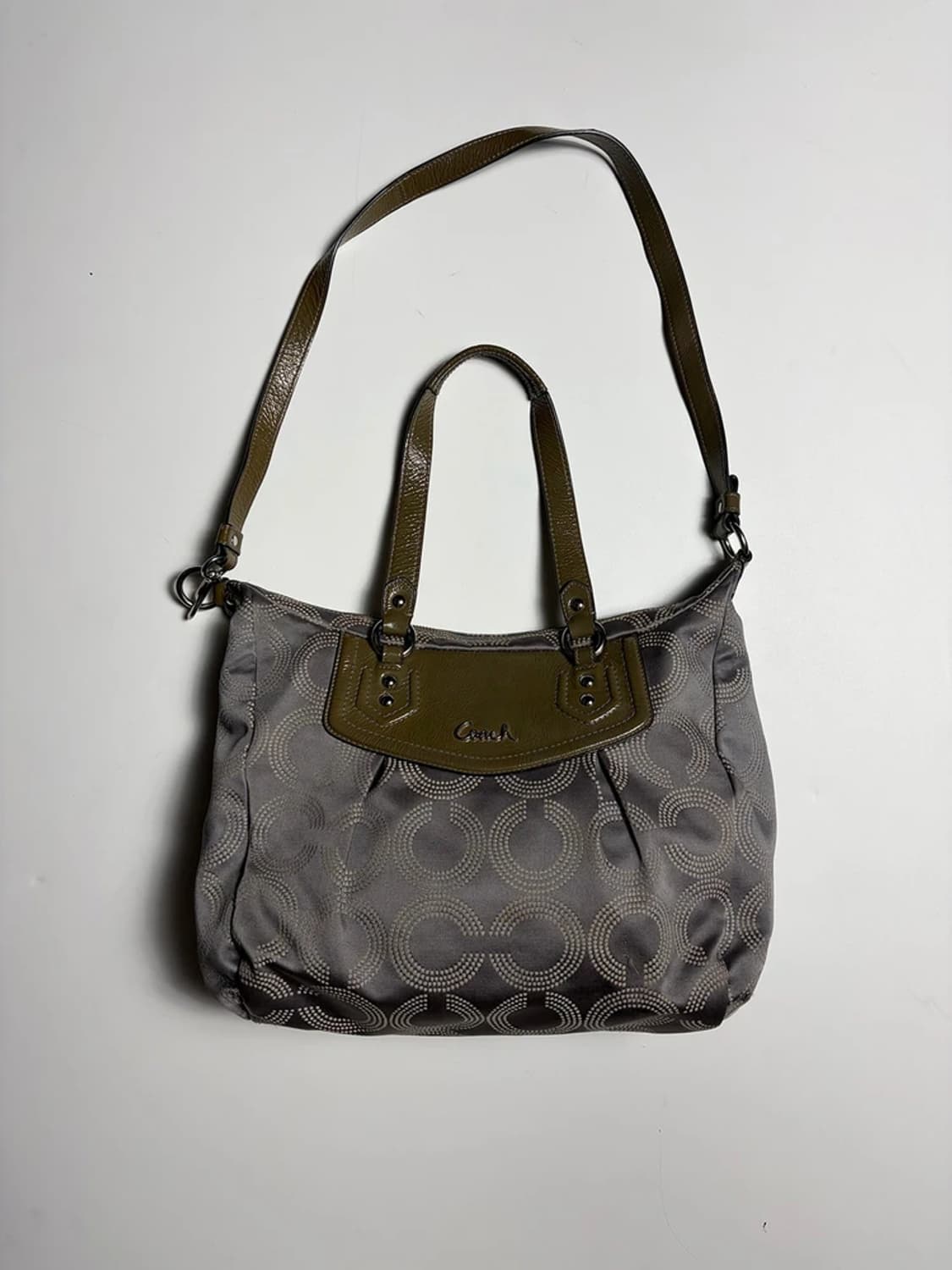 코치 COACH 애슐리 시그니처 패턴 숄더백 PR2200 상품이미지1