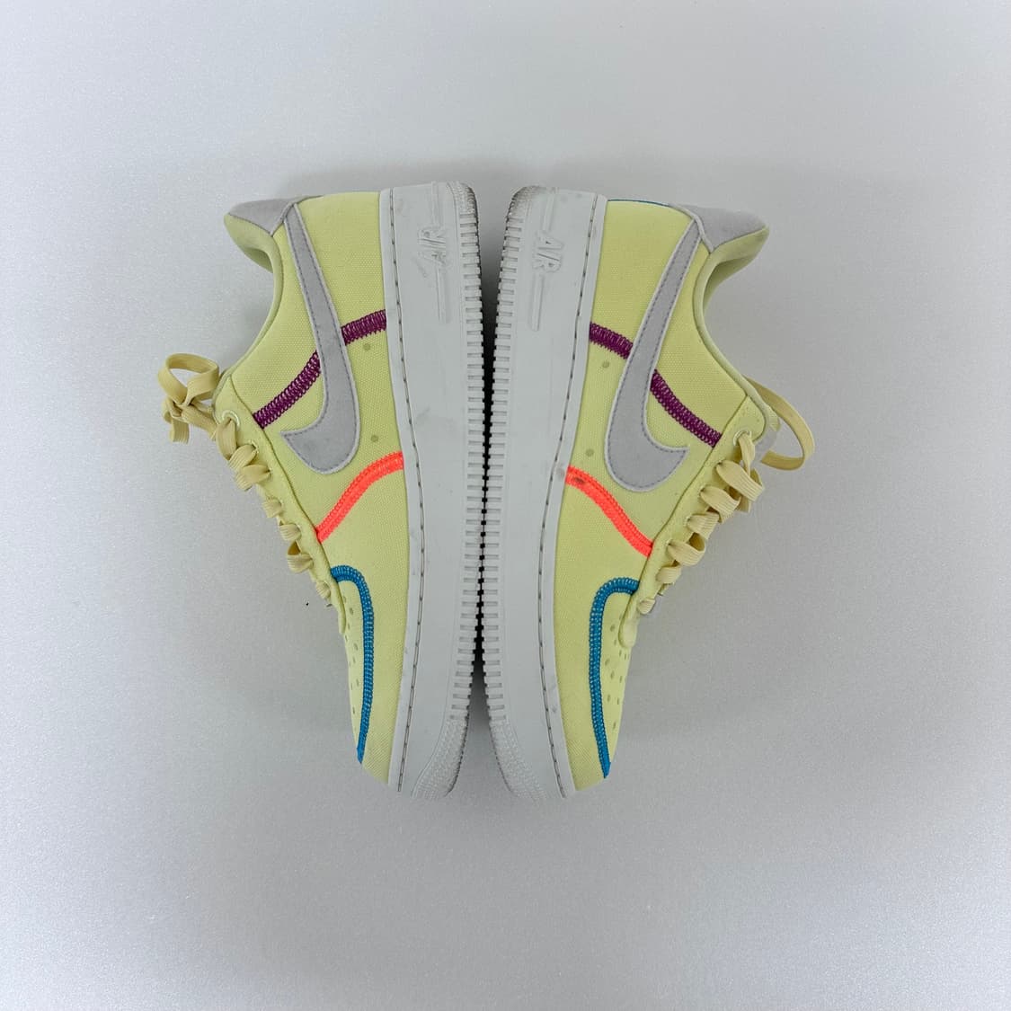 나이키 에어포스 1 LX 캔버스 스니커즈 245 상품이미지6