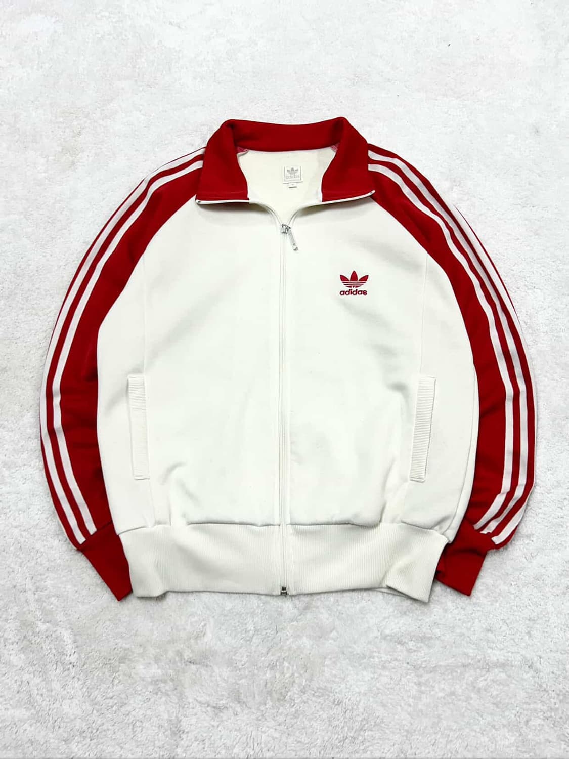 아디다스 자수로고 흰빨 져지 상품이미지6