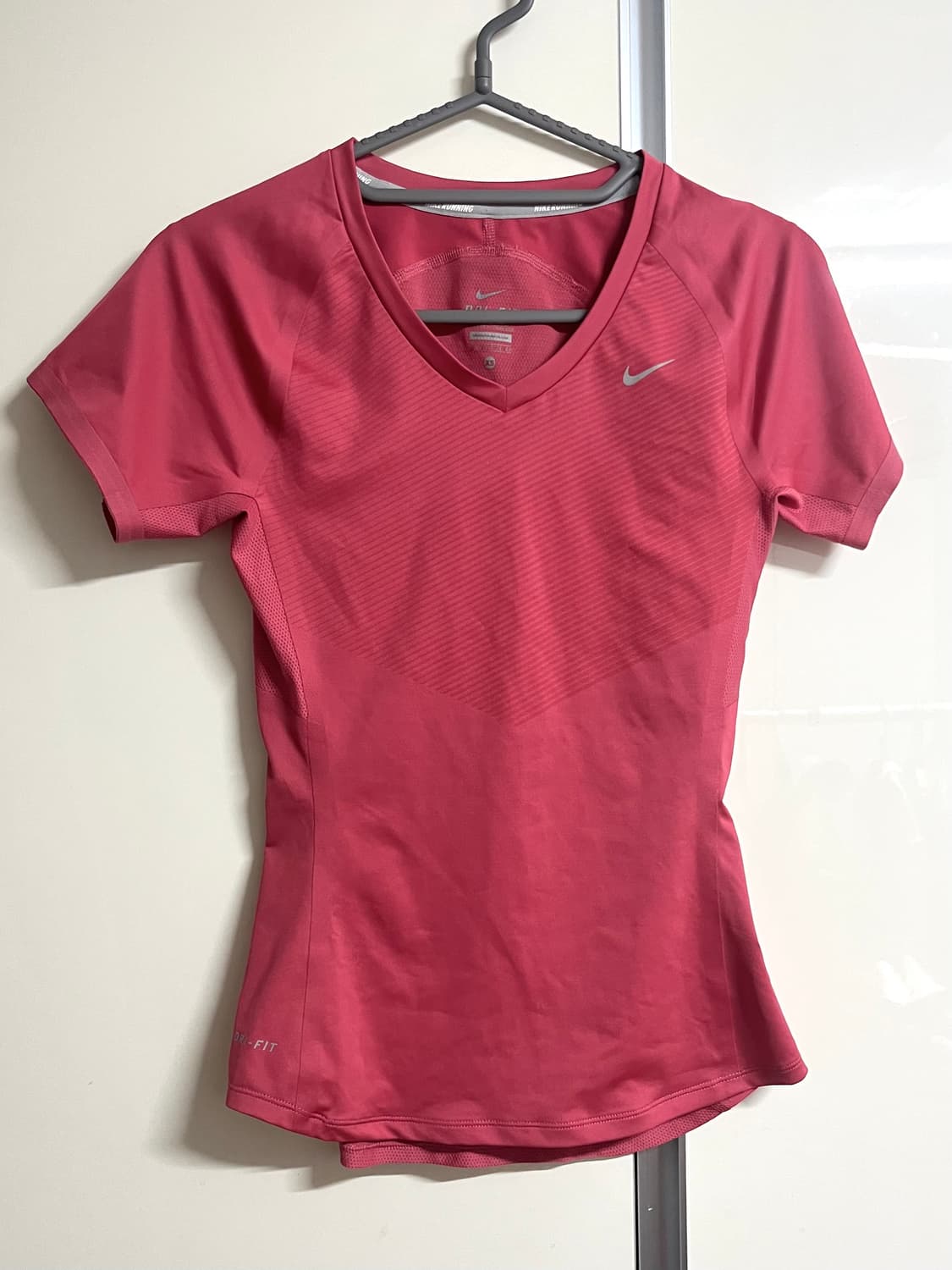 나이키 여성 반팔 상품이미지1