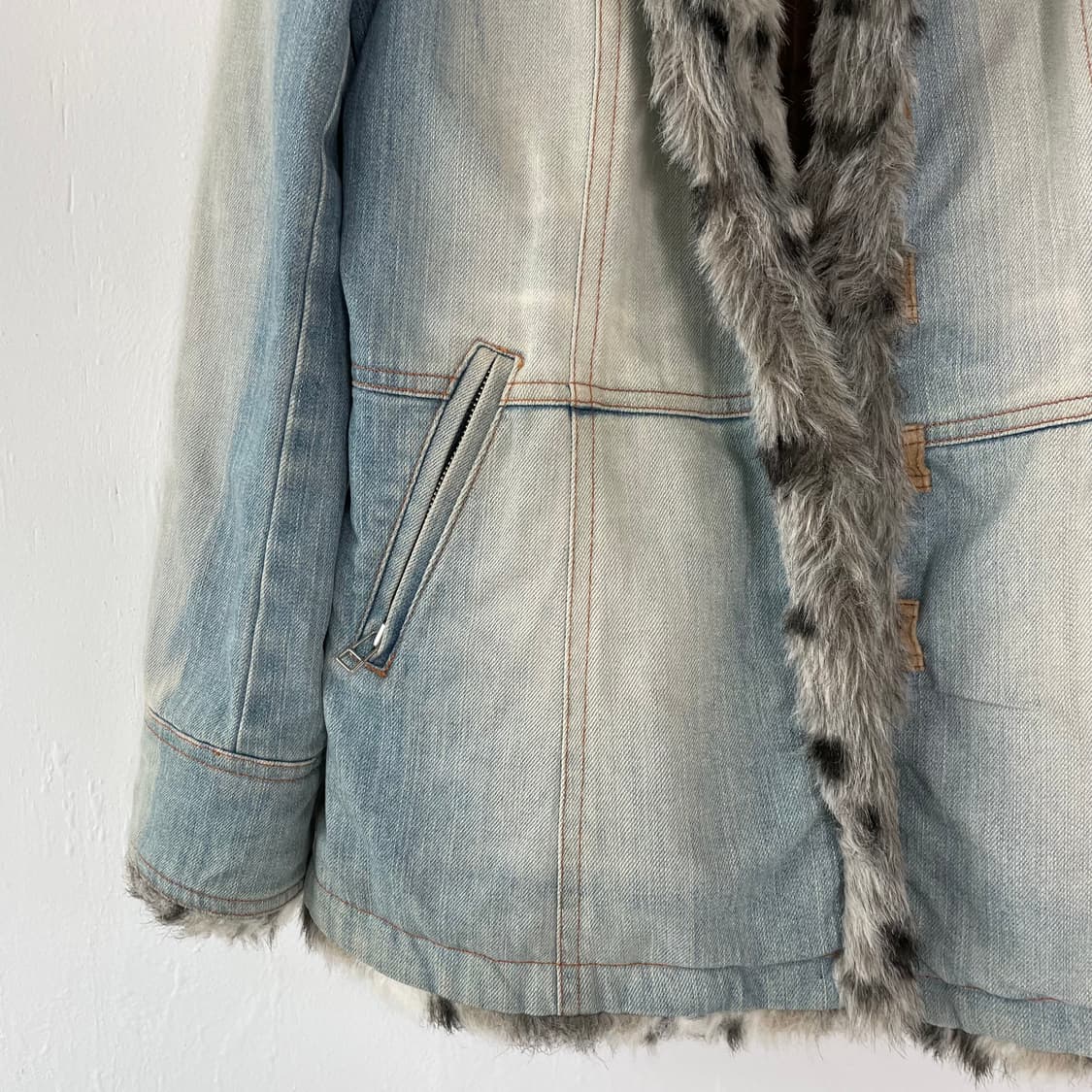 버버리 데님 퍼 자켓 상품이미지2