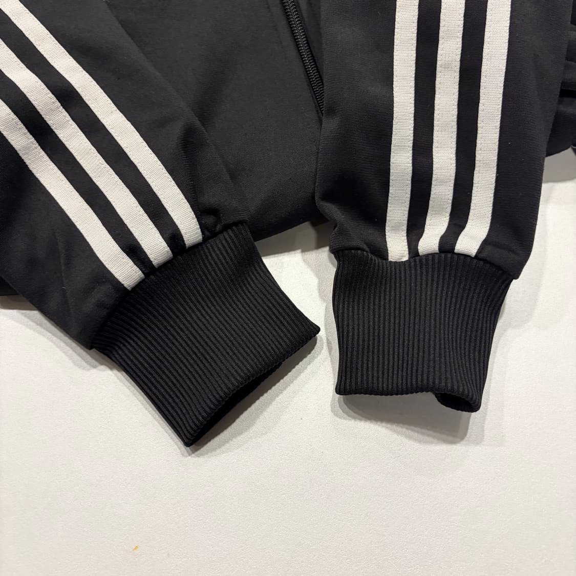 [85] 12s 아디다스 파이어버드 빅로고 트랙탑 져지 블랙 D314 상품이미지6