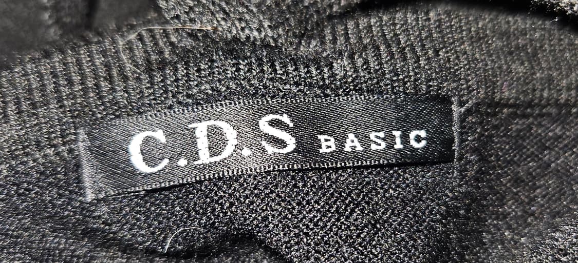 C.D.S. BASIC 블랙 히메 젬스톤 퍼프 반팔 니트 블라우스 상품이미지5