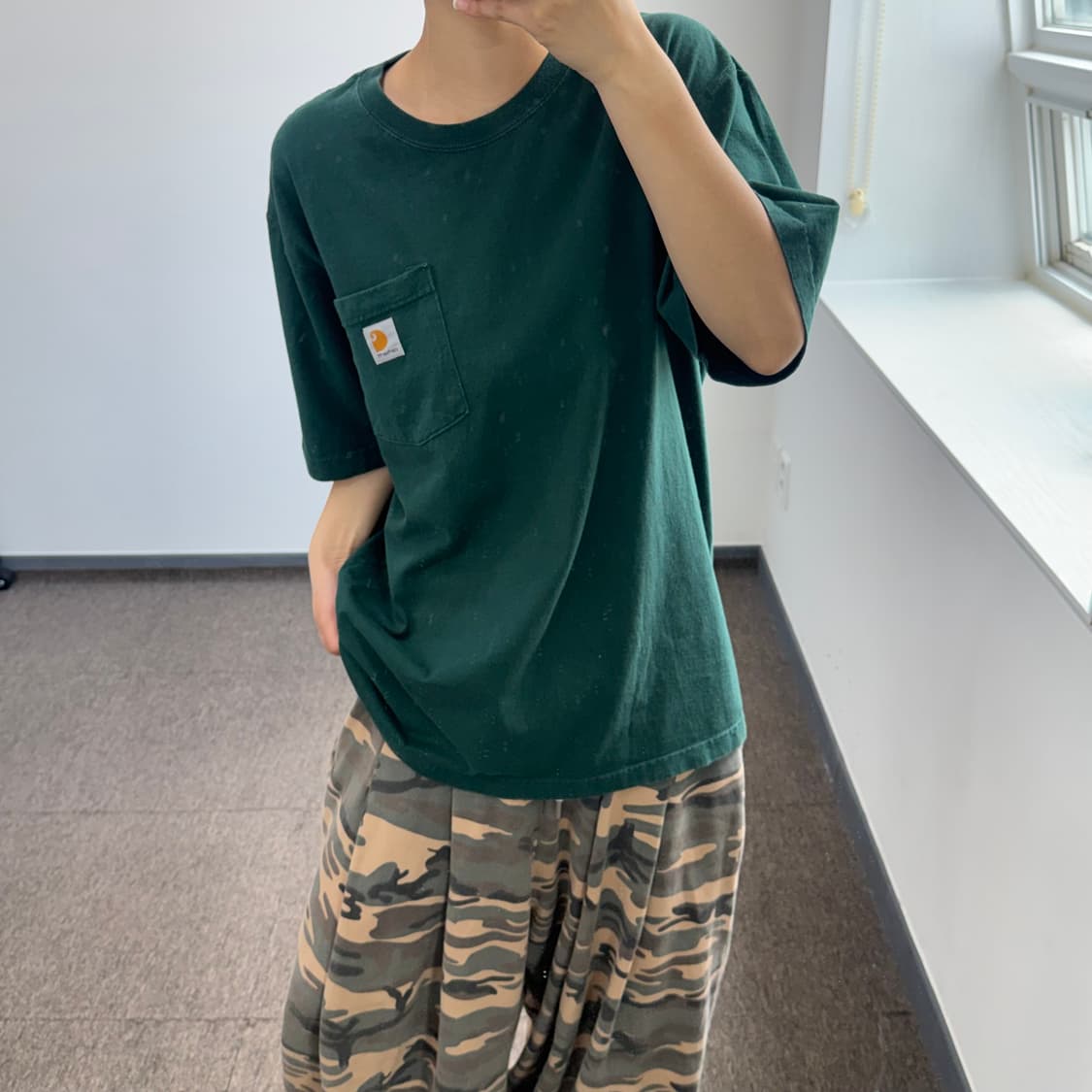 Carhartt 칼하트 원포켓 다크 그린 반팔 상품이미지2