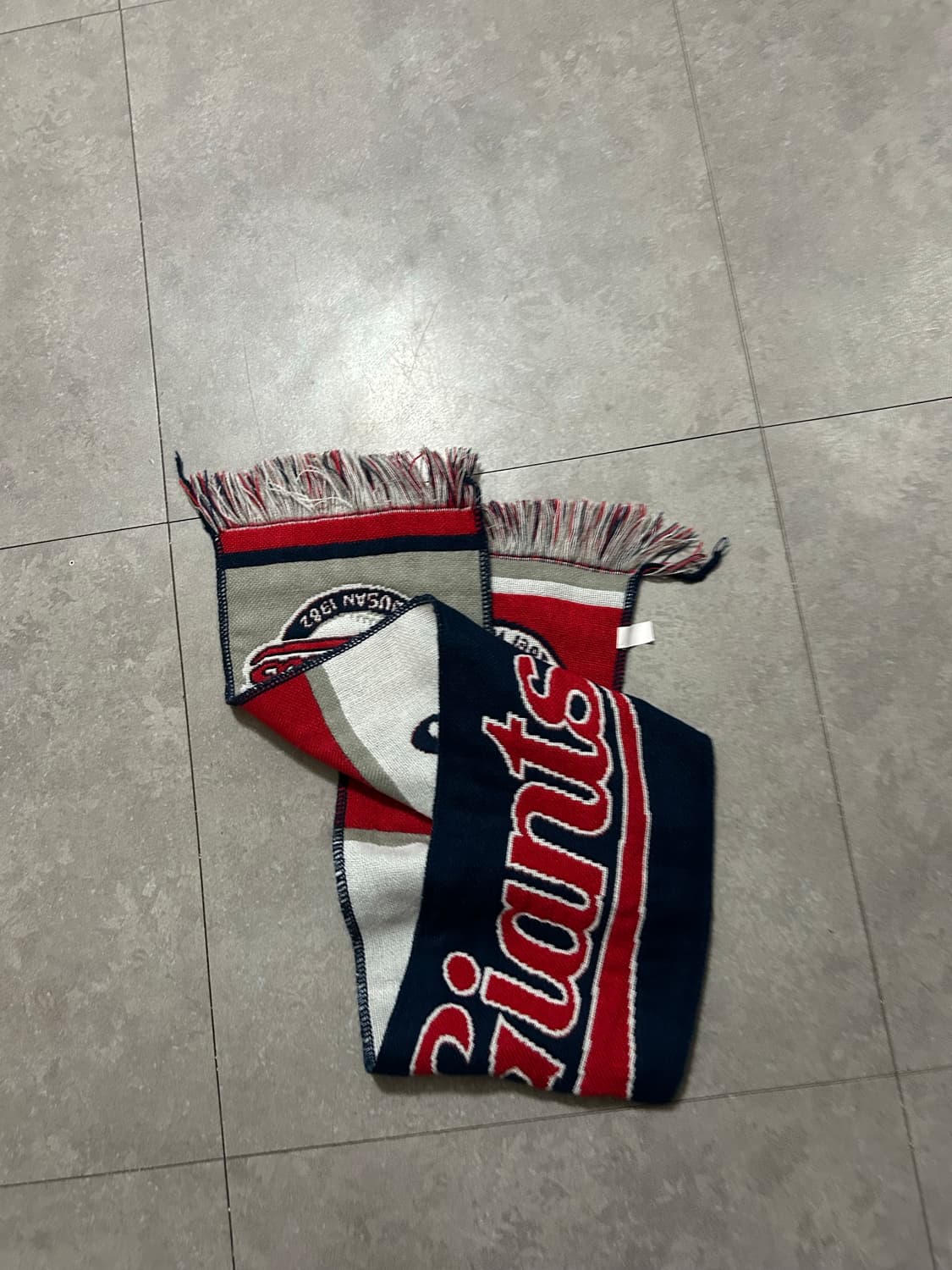 롯데자이언츠 1982 로고그래픽 레플리카 머플러  상품이미지1