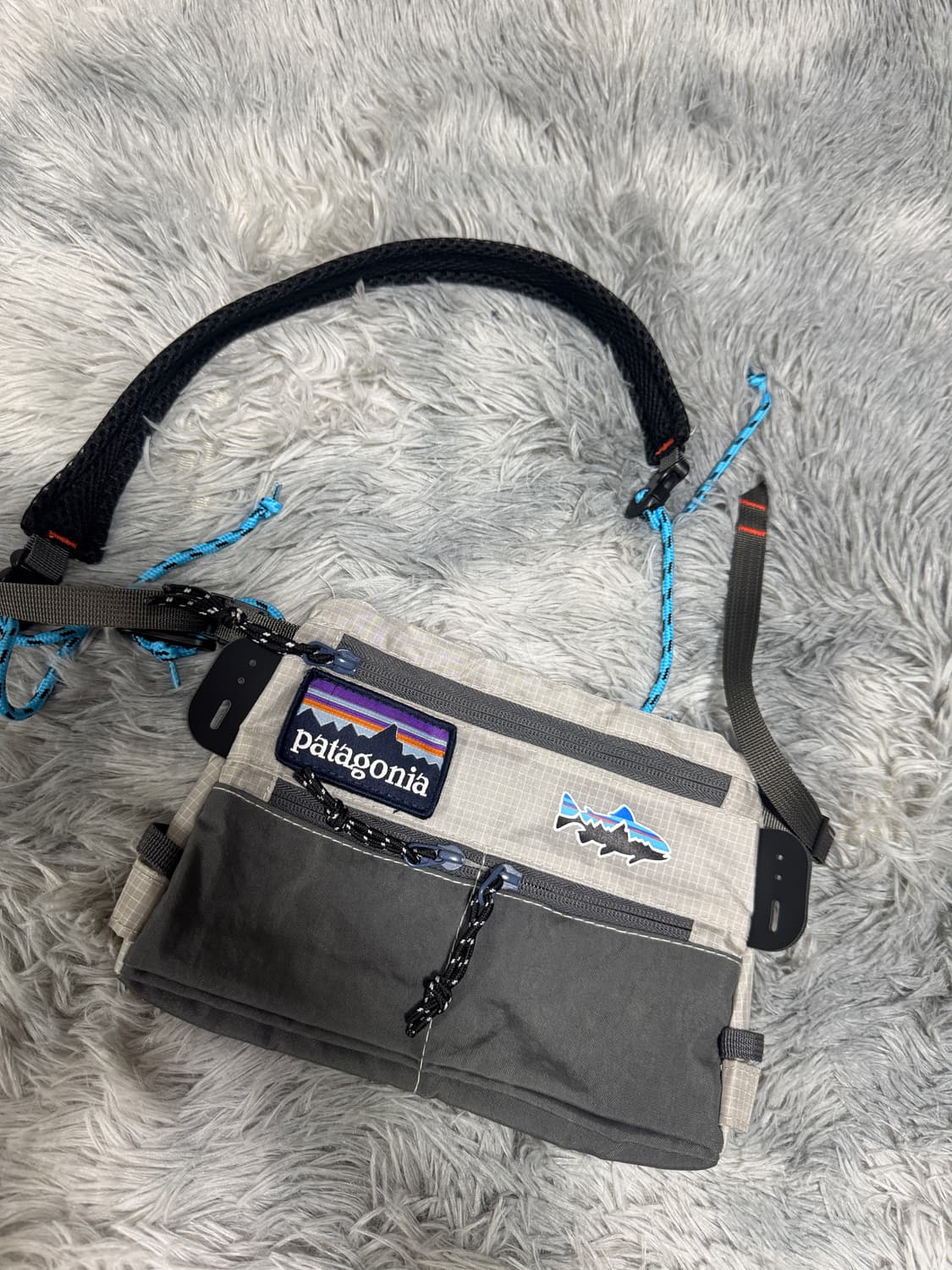 파타고니아 크로스백 슬링백 24X17 상품이미지2