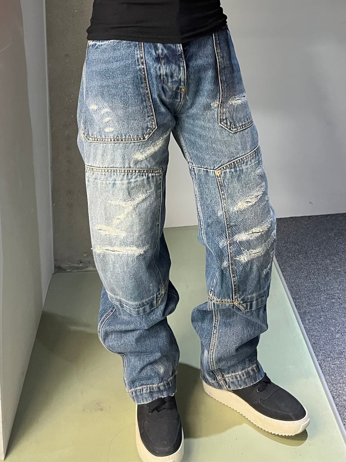 이티스 머큐리 디스트레스드 데님 팬츠 상품이미지2