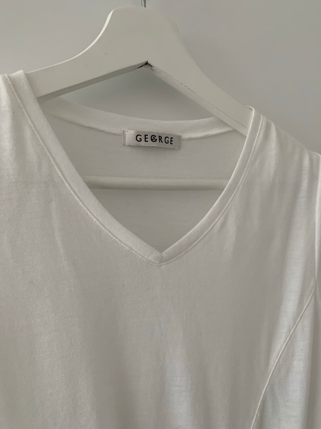 화이트 리본 티셔츠 상품이미지2