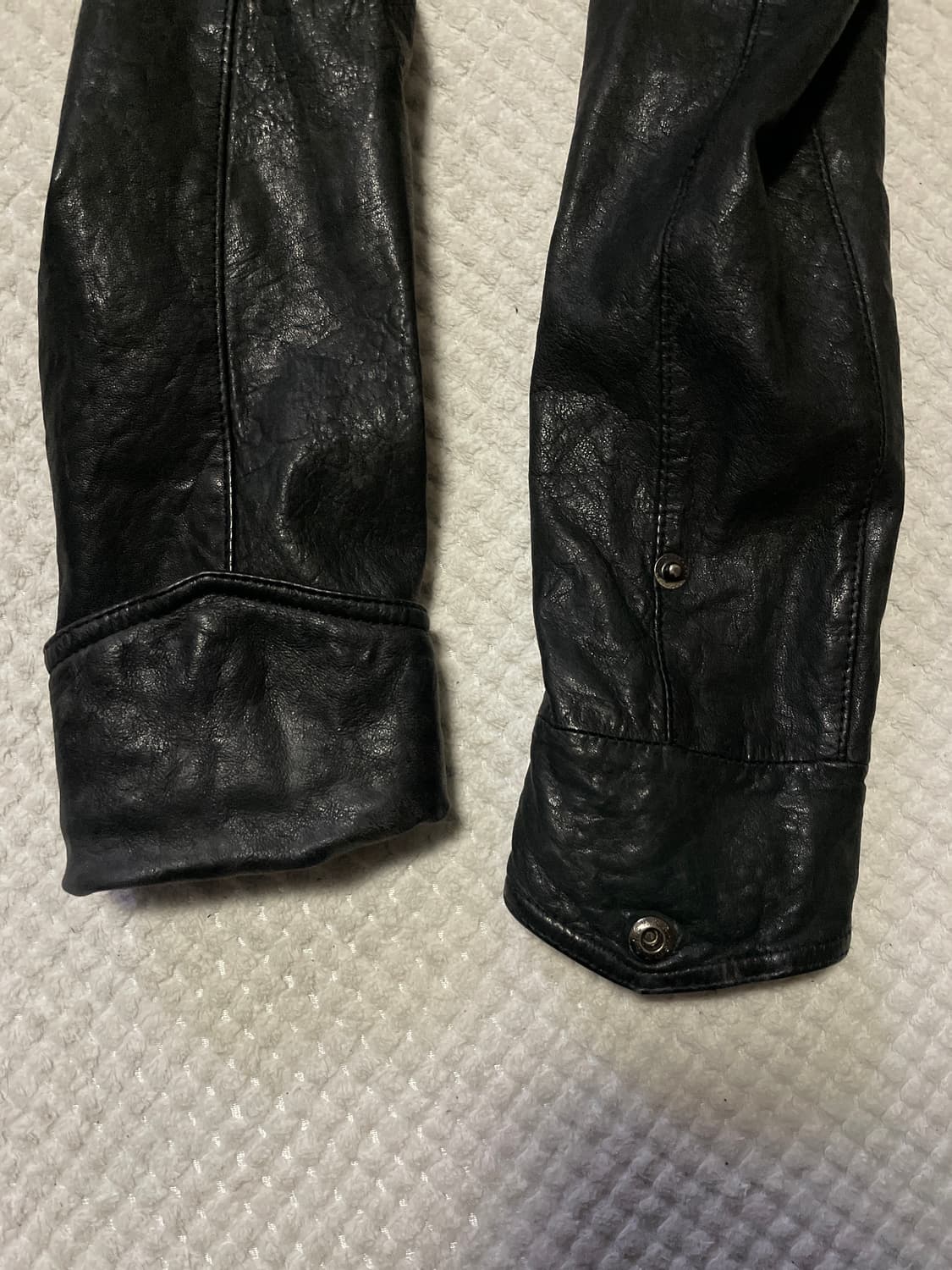 XESS 아티잔 무드 램스킨 양가죽 포켓 절개 레더 자켓 상품이미지7