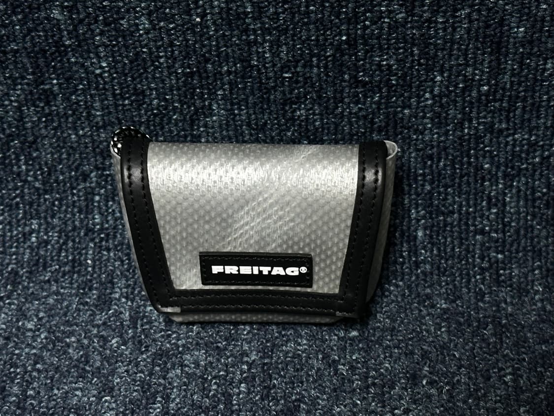 새제품 Freitag 프라이탁 미니 키링 판매(에어팟파우치) 상품이미지7