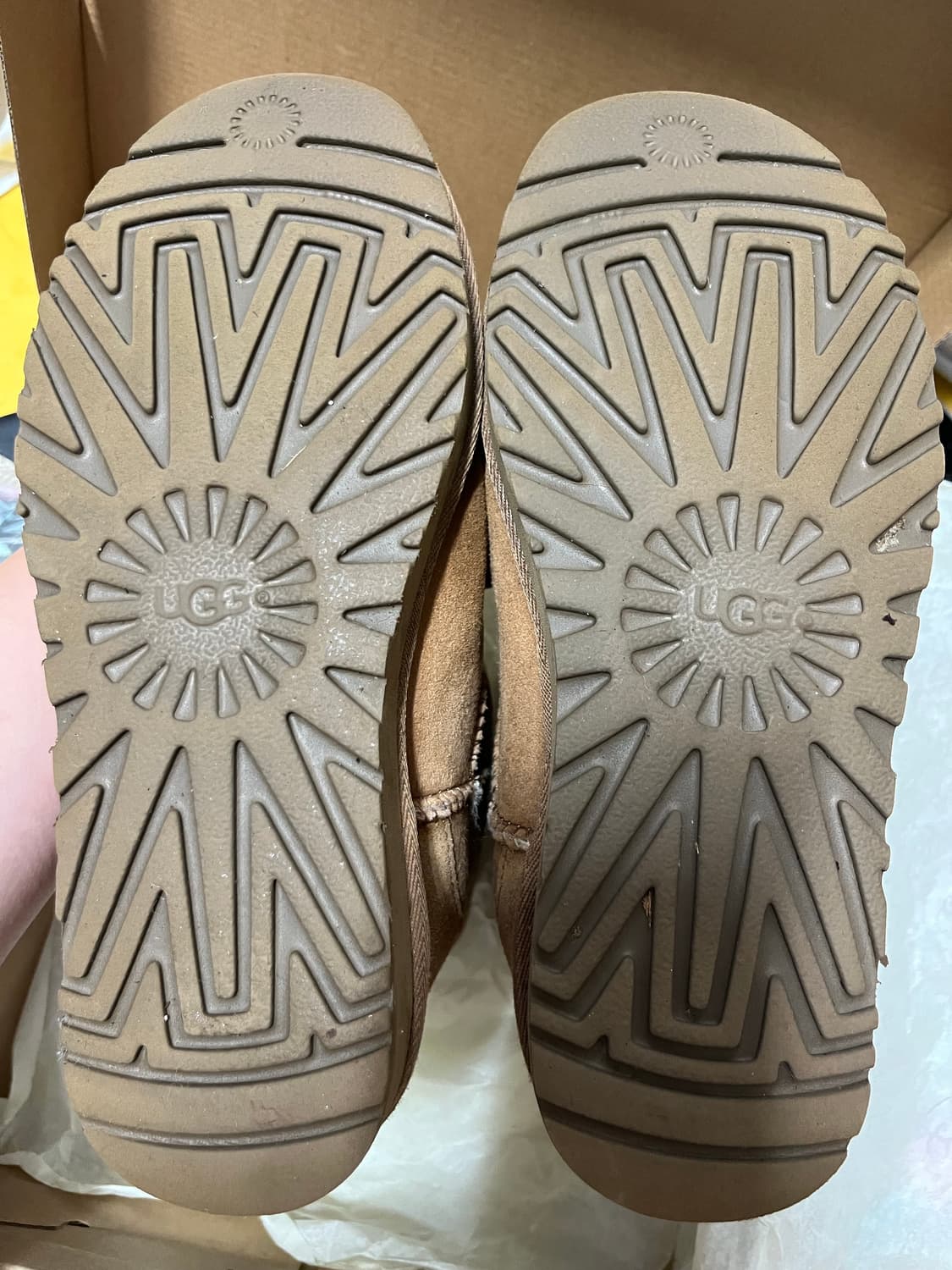 ugg w classic short 2 - 37사이즈 상품이미지4