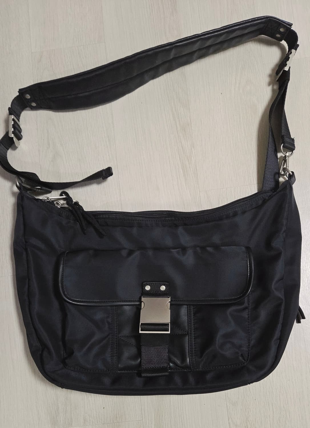 메종미네드 호보백 크로스백 버클 스트랩 상품이미지2