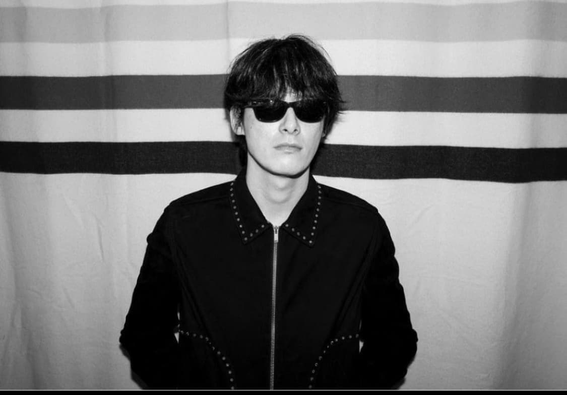 [54] 생로랑 플로랄 스터드 스웨이드 자켓 상품이미지1