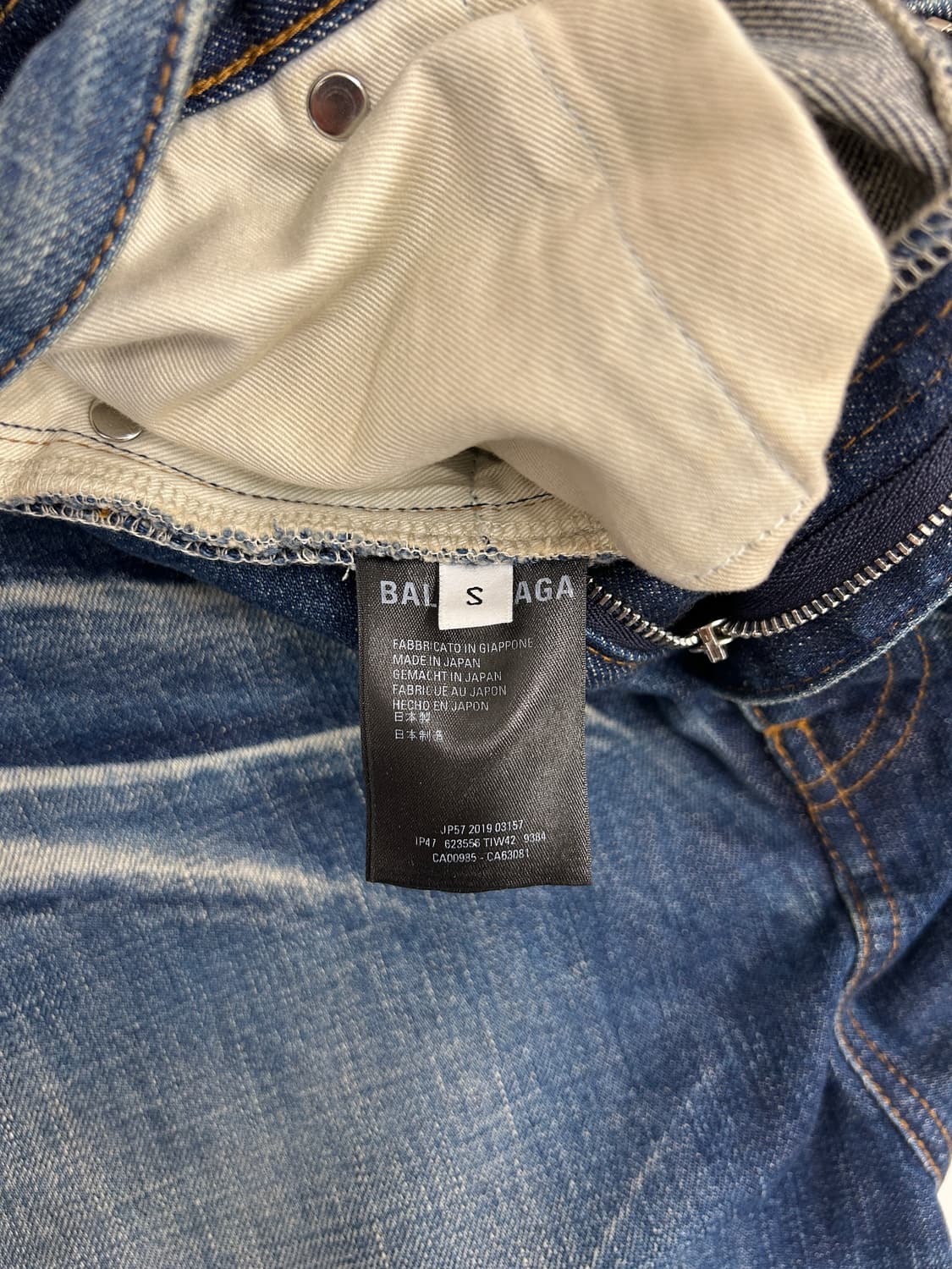 BALENCIAGA 상품이미지3