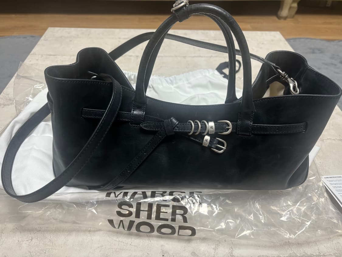 마지셔우드 GRANDMA USED BAG 네이비 신상품! 정가 398,0 상품이미지5