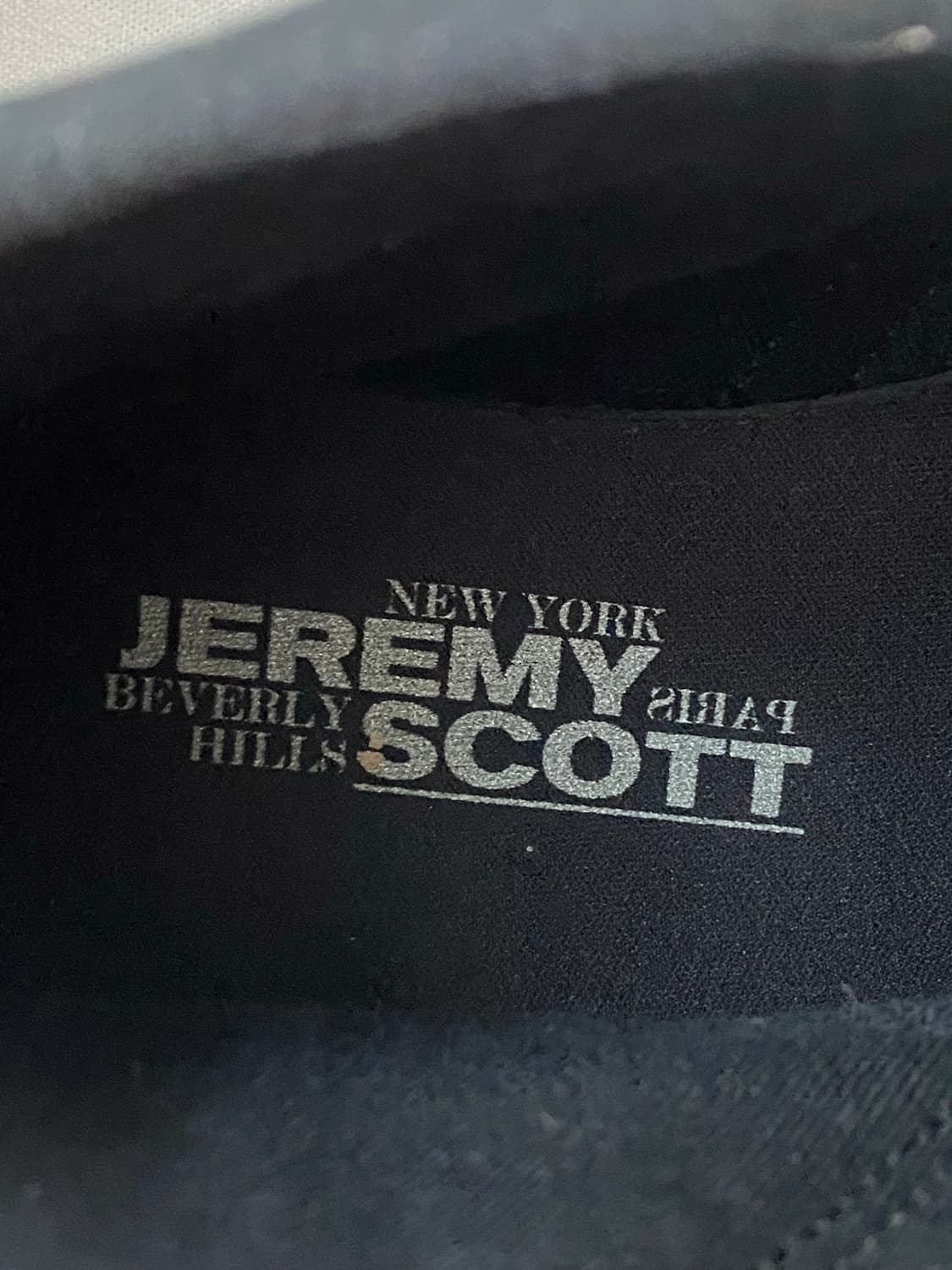 adidas x jeremy scott 블랙스웨이드하이탑(245) 상품이미지8