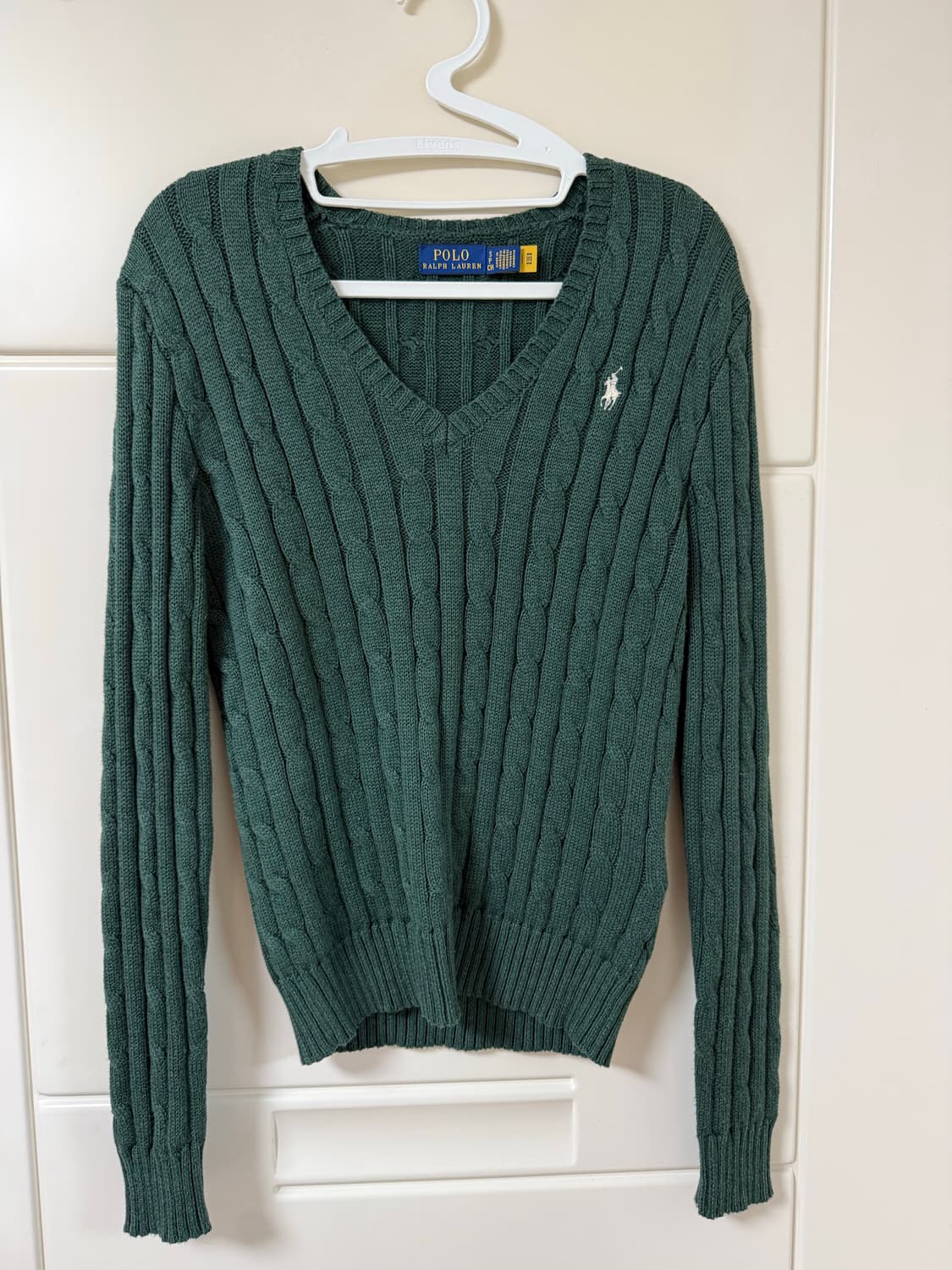 폴로 v넥 니트 상품이미지1